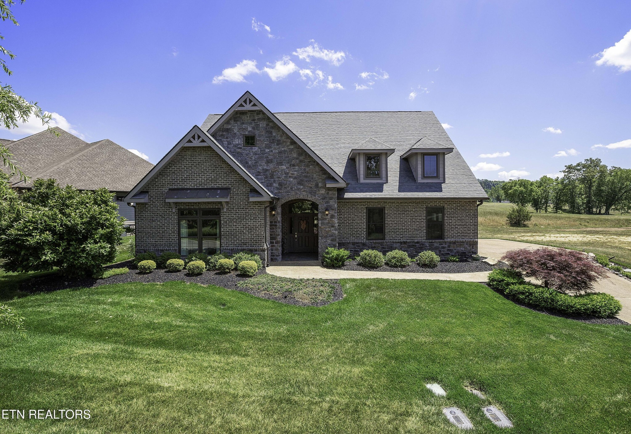 1099 Buckhorn Way Property Photo 1