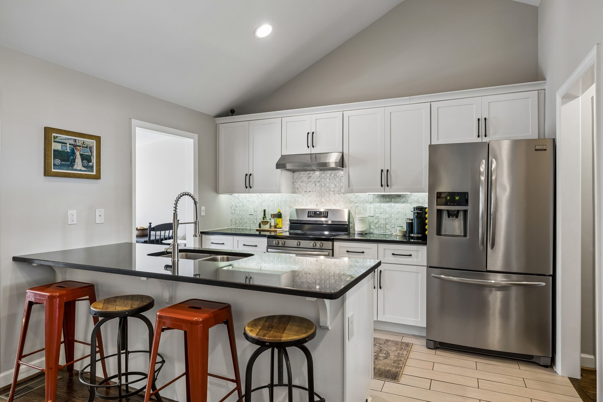 3812 Inglewood Cir, N Property Photo 13