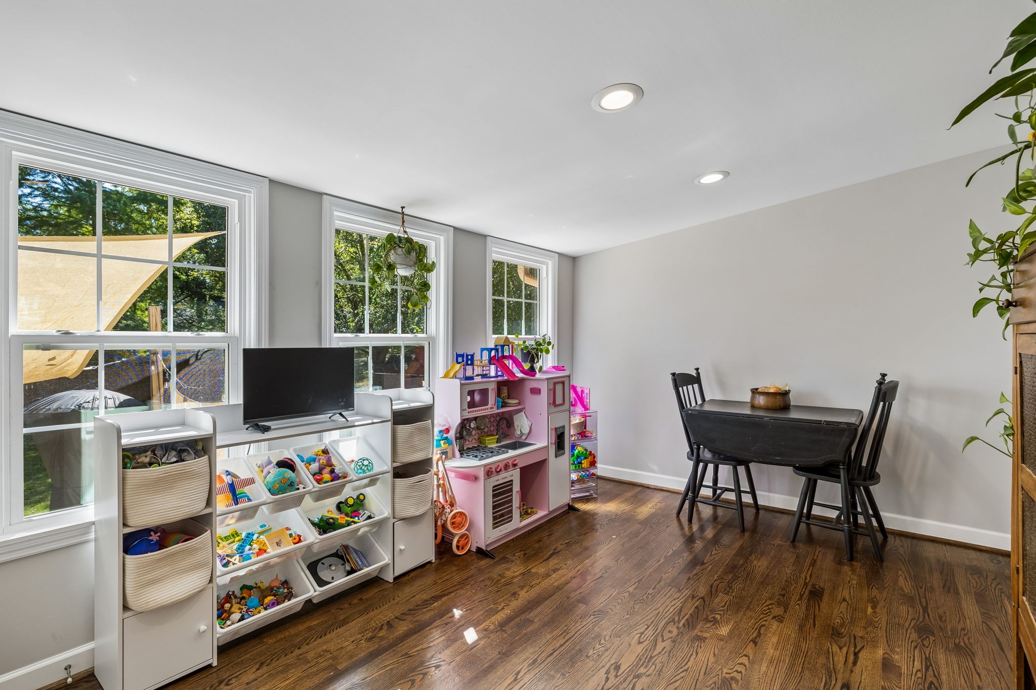 3812 Inglewood Cir, N Property Photo 15