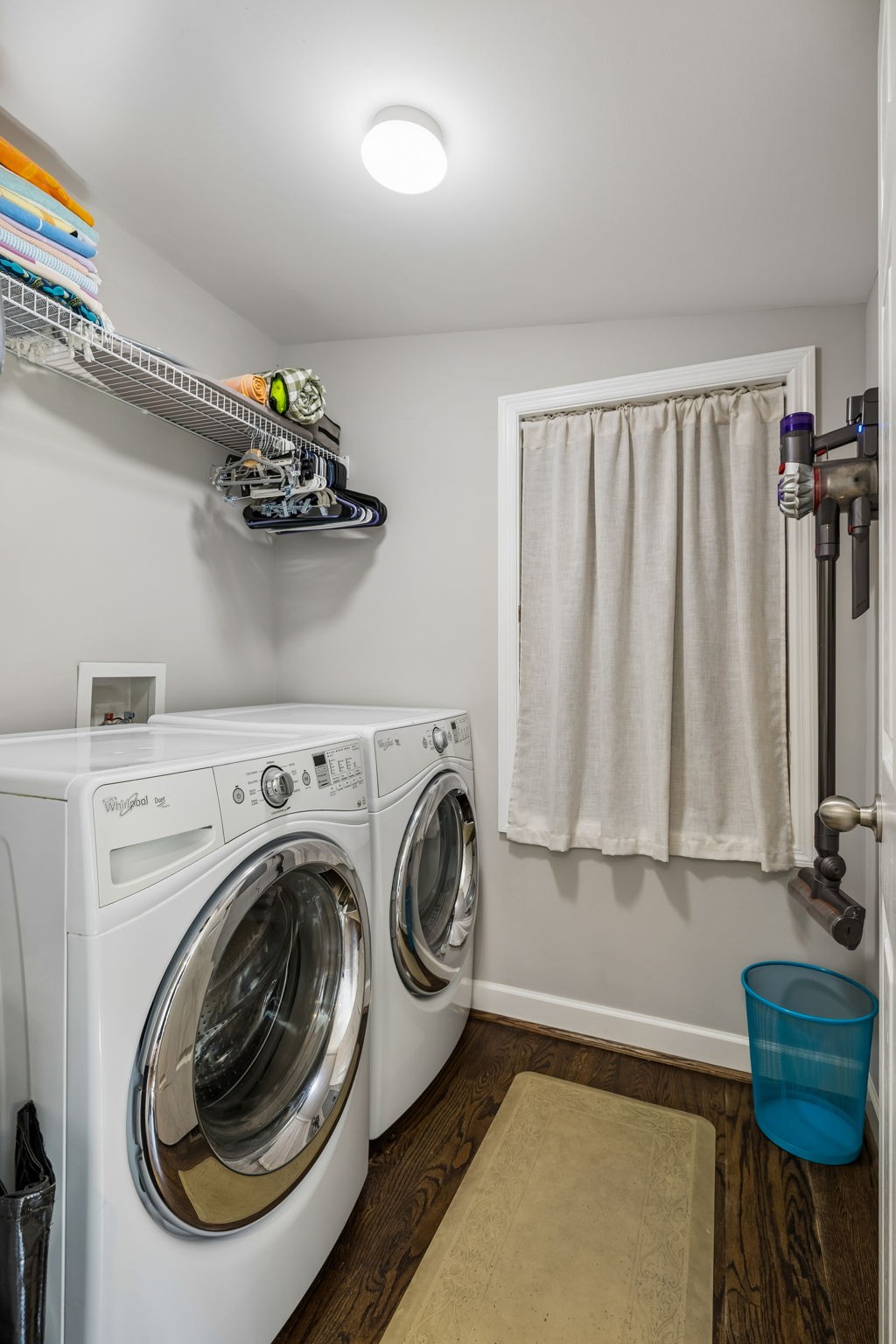 3812 Inglewood Cir, N Property Photo 17