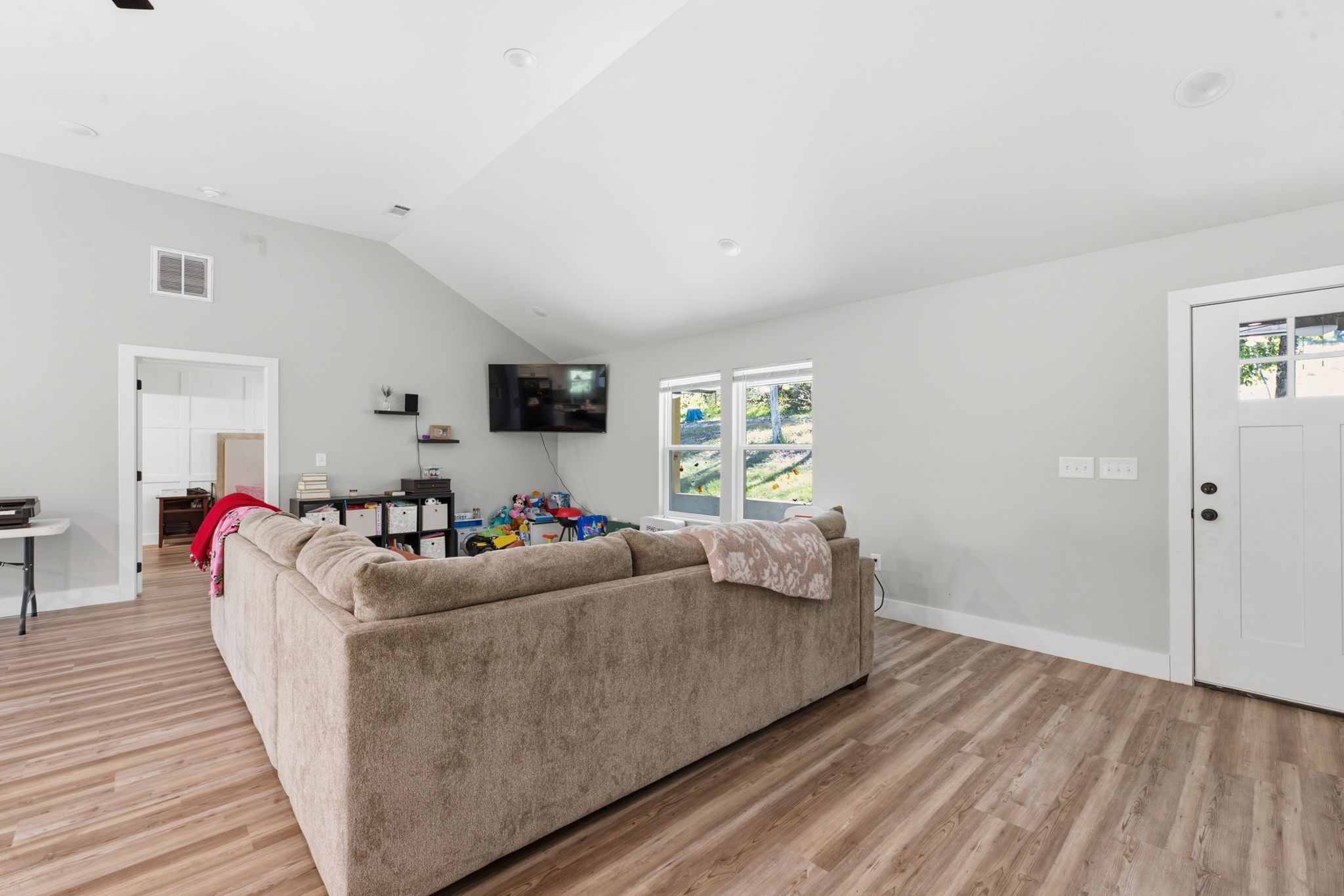 9 Boston Ln Property Photo 8