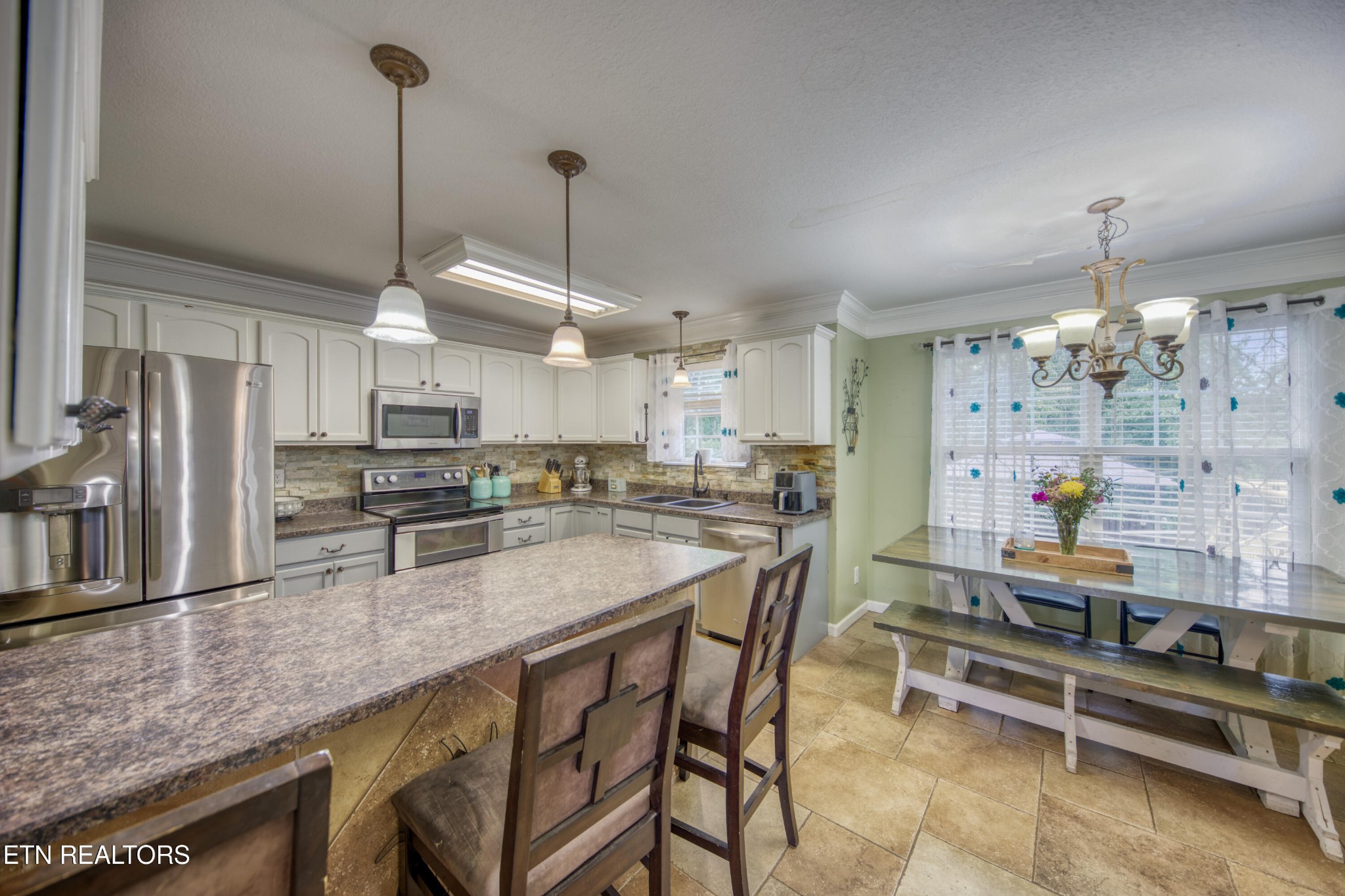 2510 Fernbank Rd Property Photo 4
