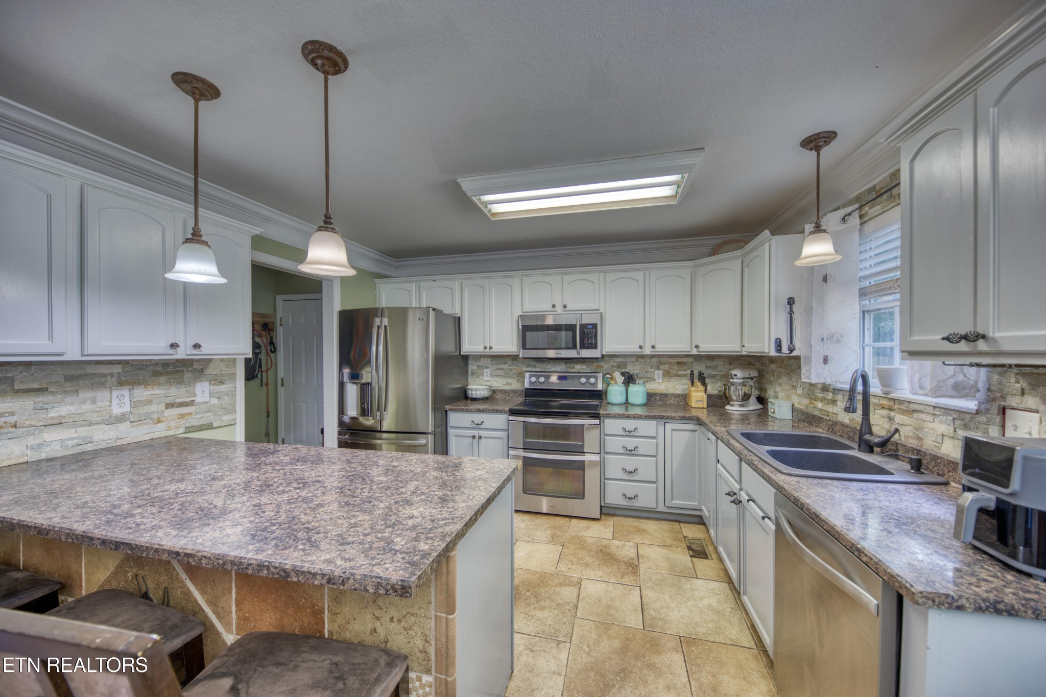 2510 Fernbank Rd Property Photo 6