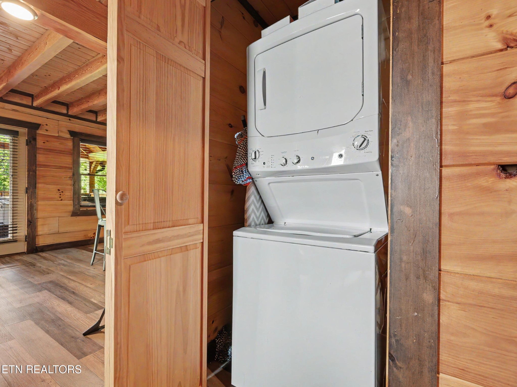 1448 Red Cedar Lane Property Photo 21