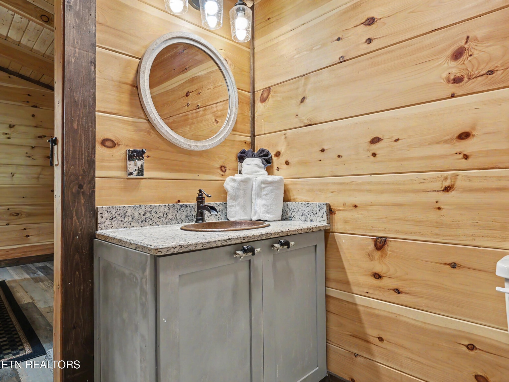 1448 Red Cedar Lane Property Photo 27