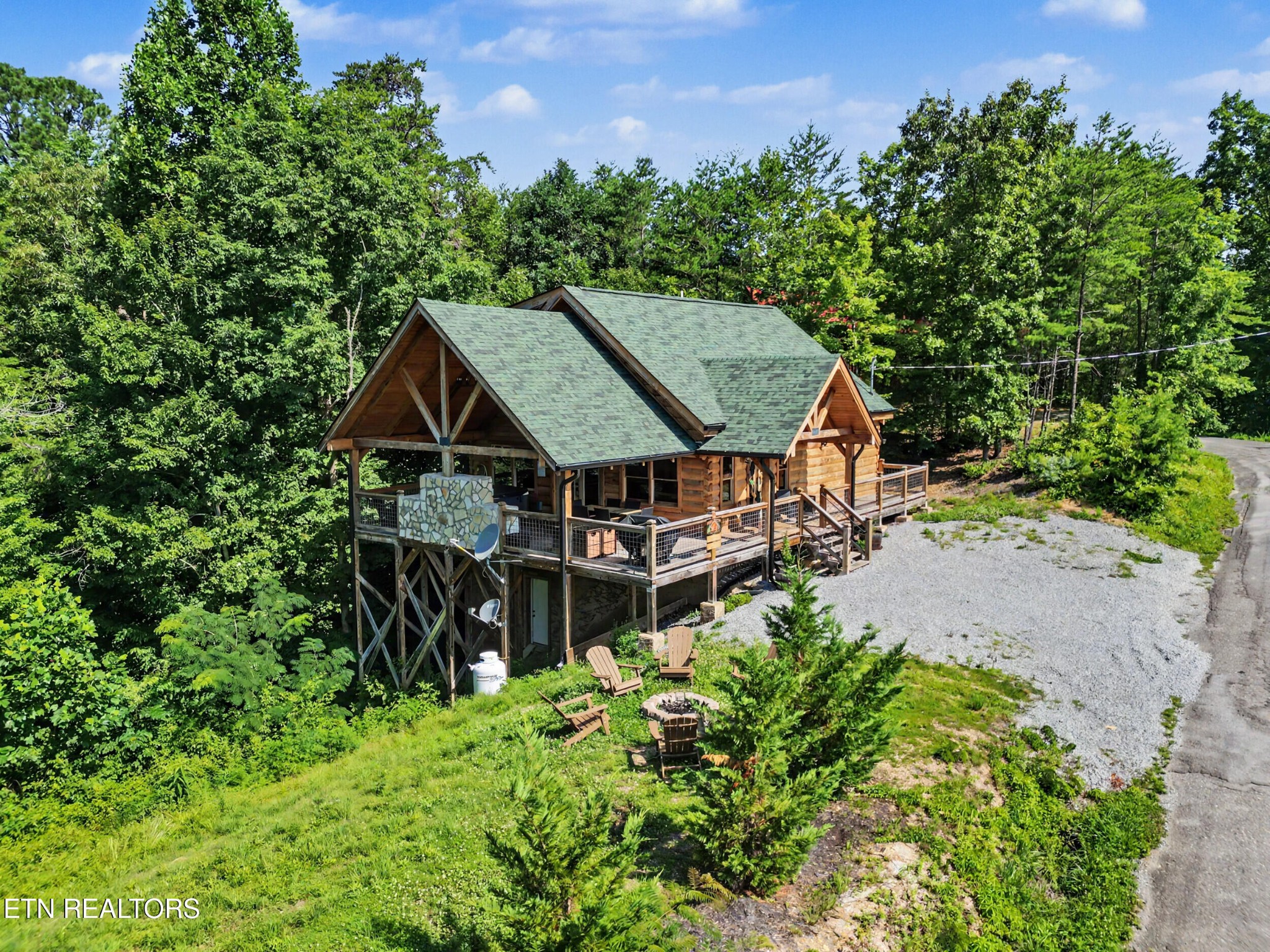 1448 Red Cedar Lane Property Photo 45
