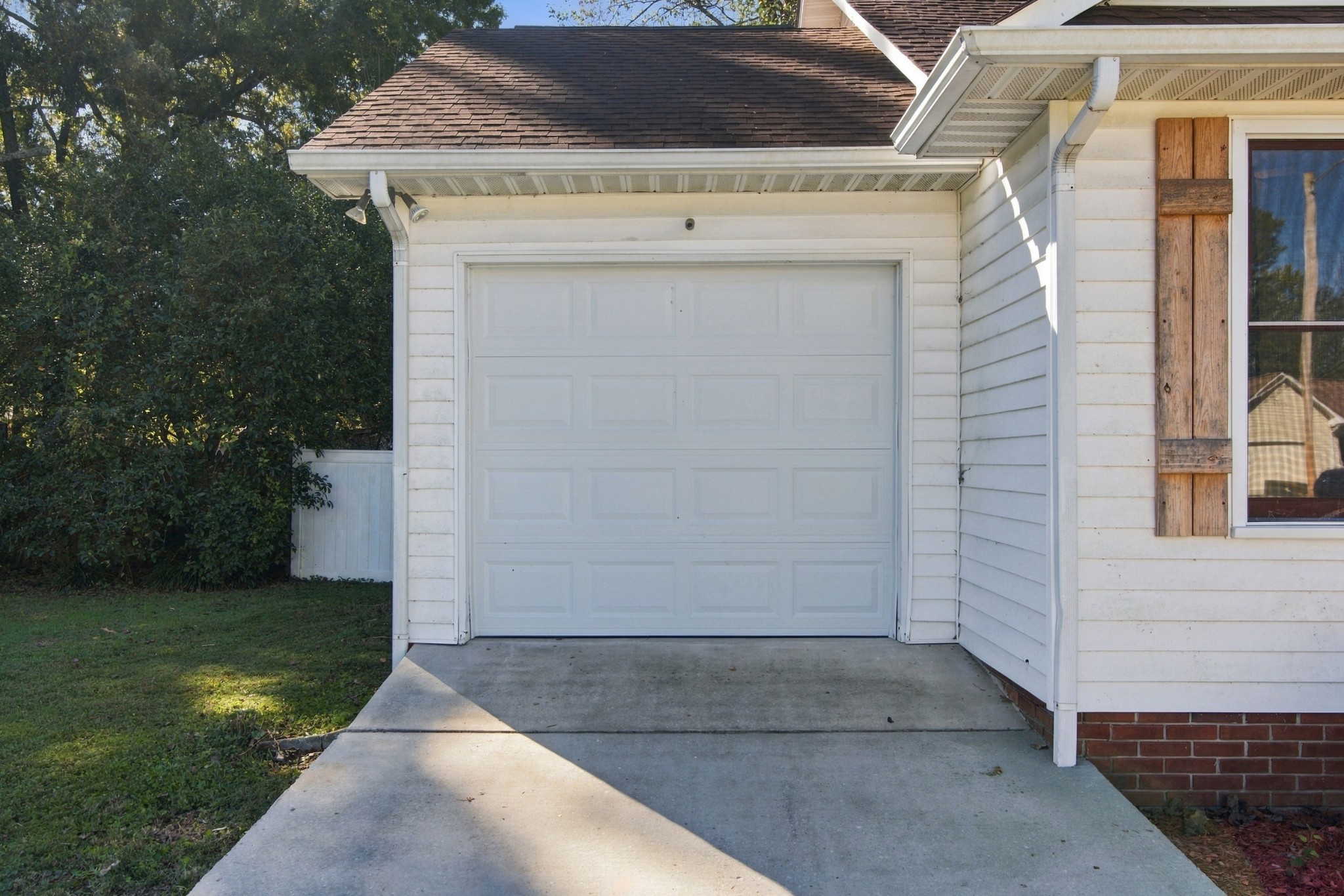 114 Bradbury Ct Property Photo 5