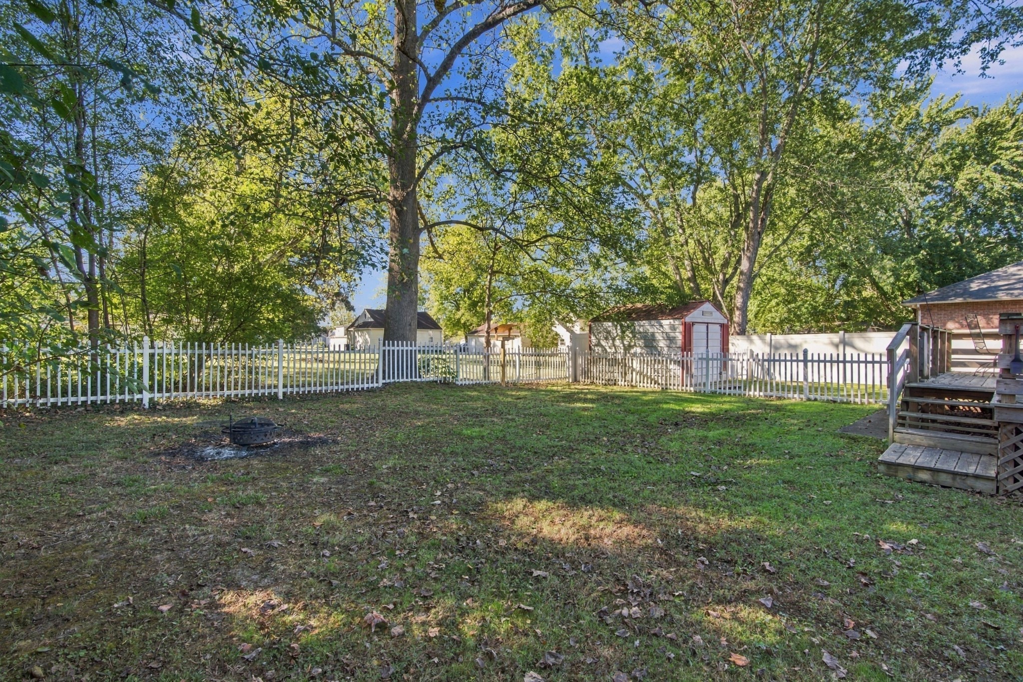 114 Bradbury Ct Property Photo 18