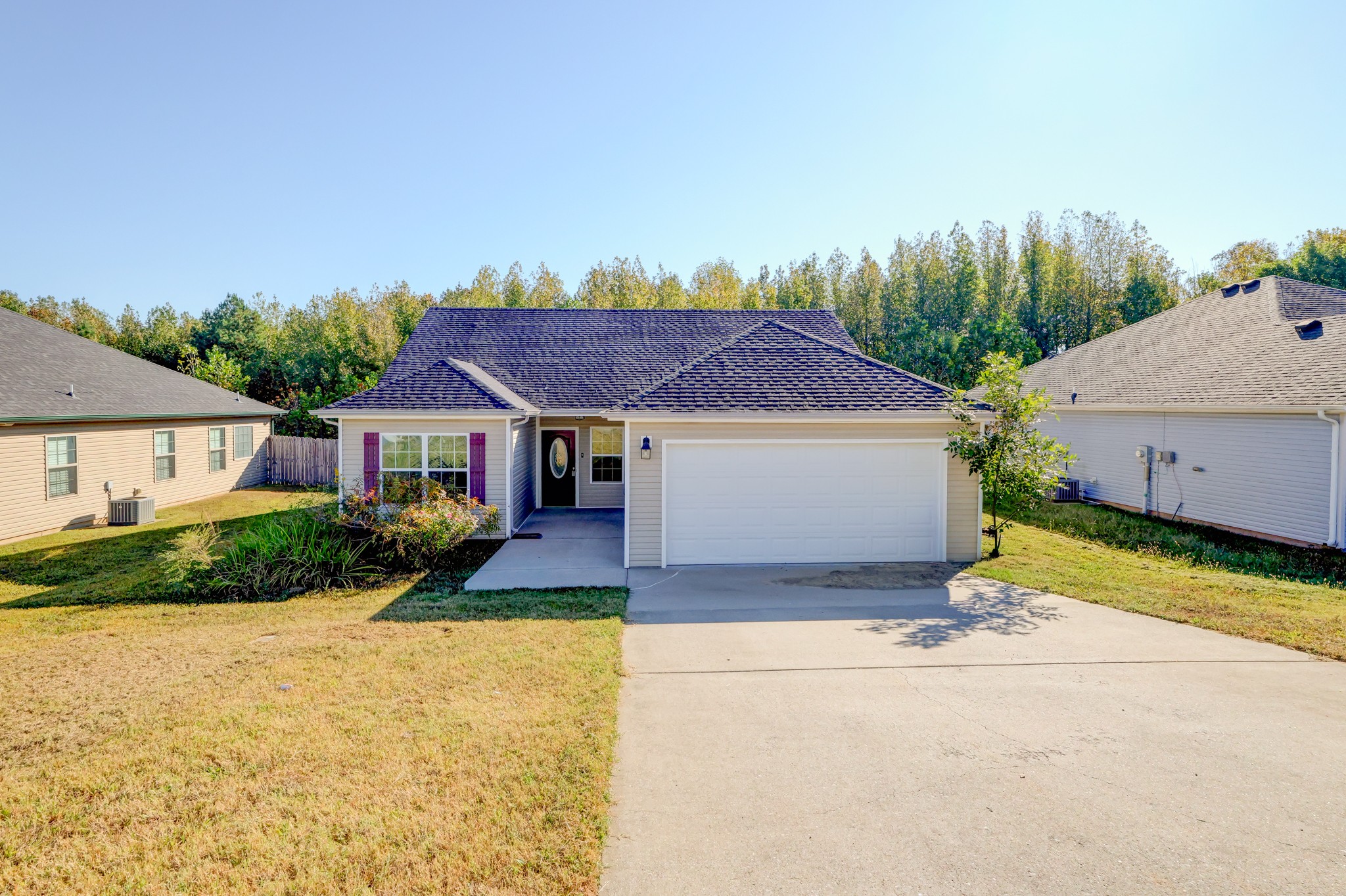 1348 Freedom Dr Property Photo 1