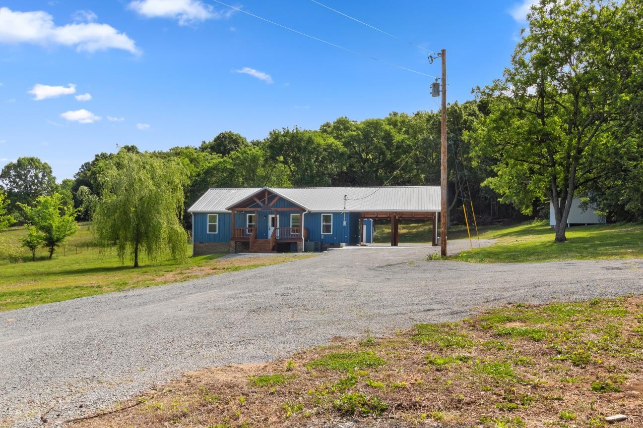 402 Cortner Hollow Rd Property Photo 4