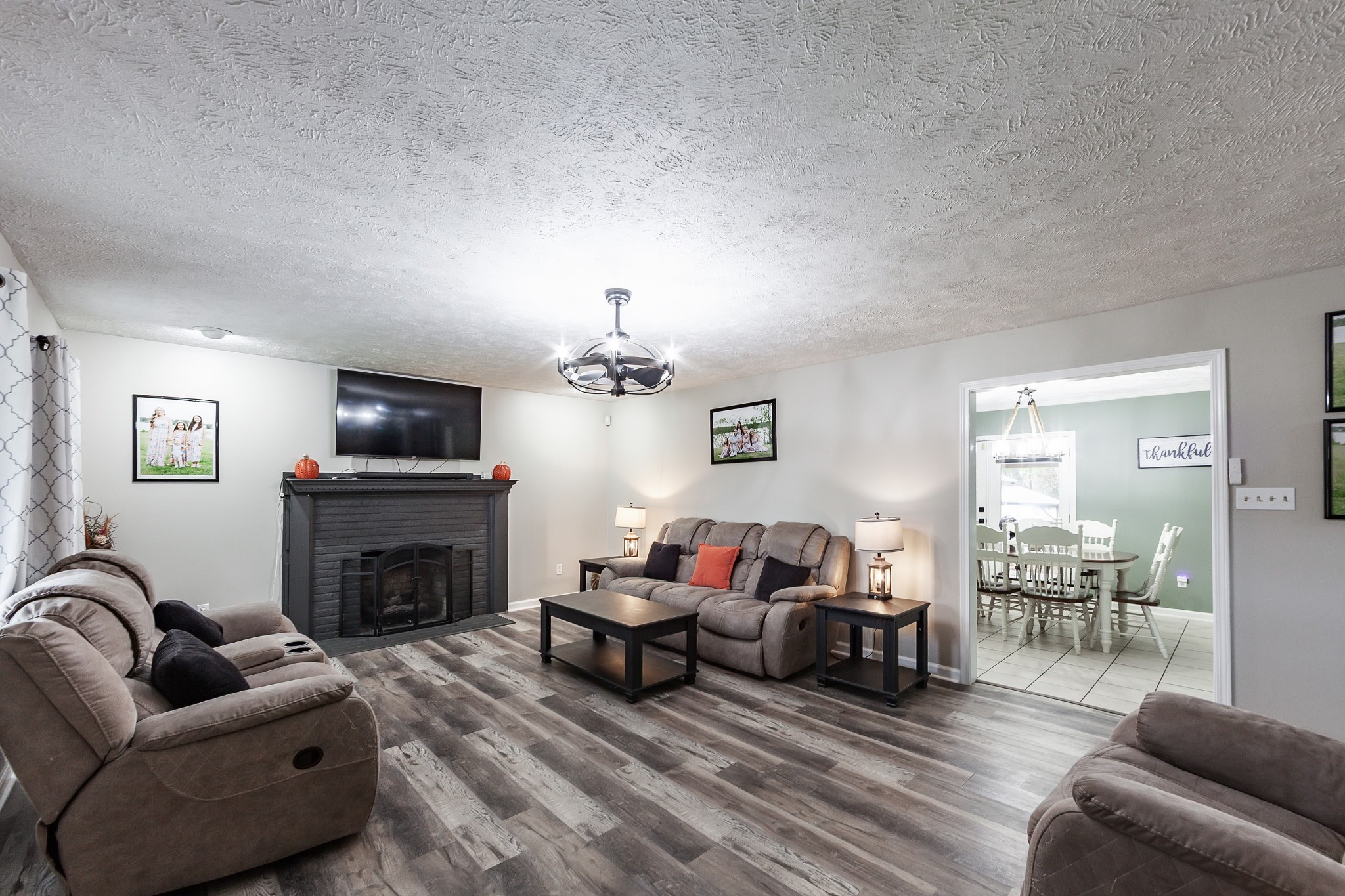 225 Meadowbrook Cir Property Photo 7
