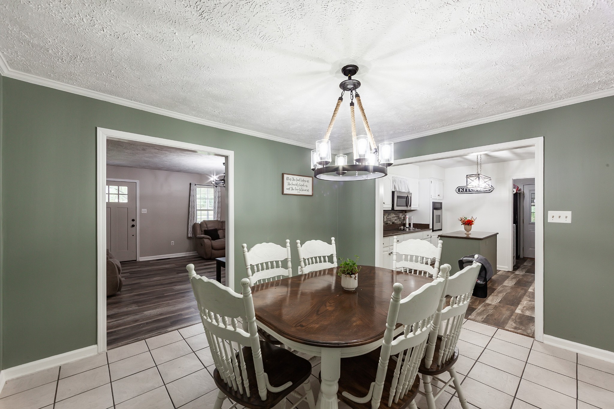 225 Meadowbrook Cir Property Photo 11