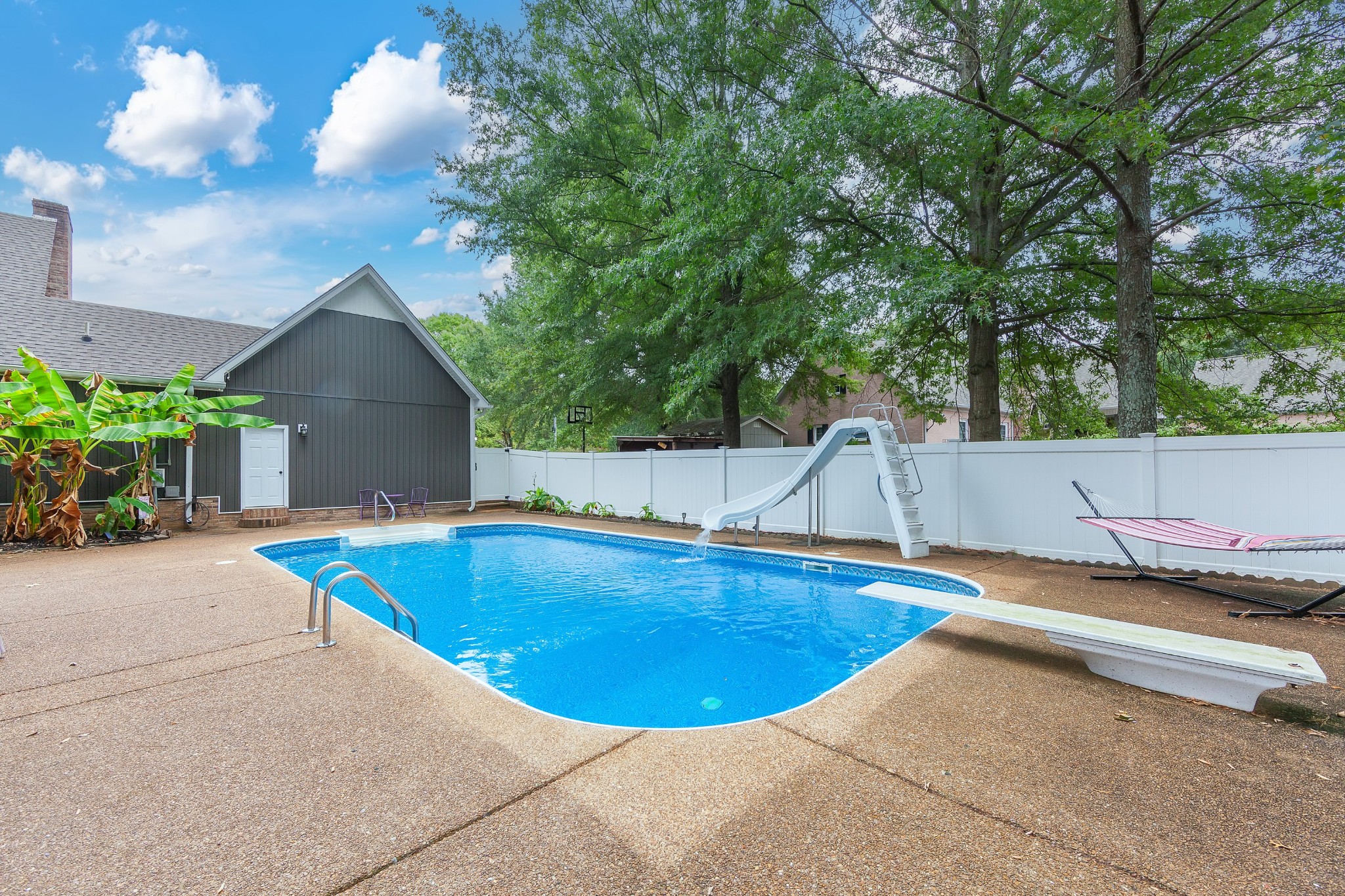 225 Meadowbrook Cir Property Photo 31