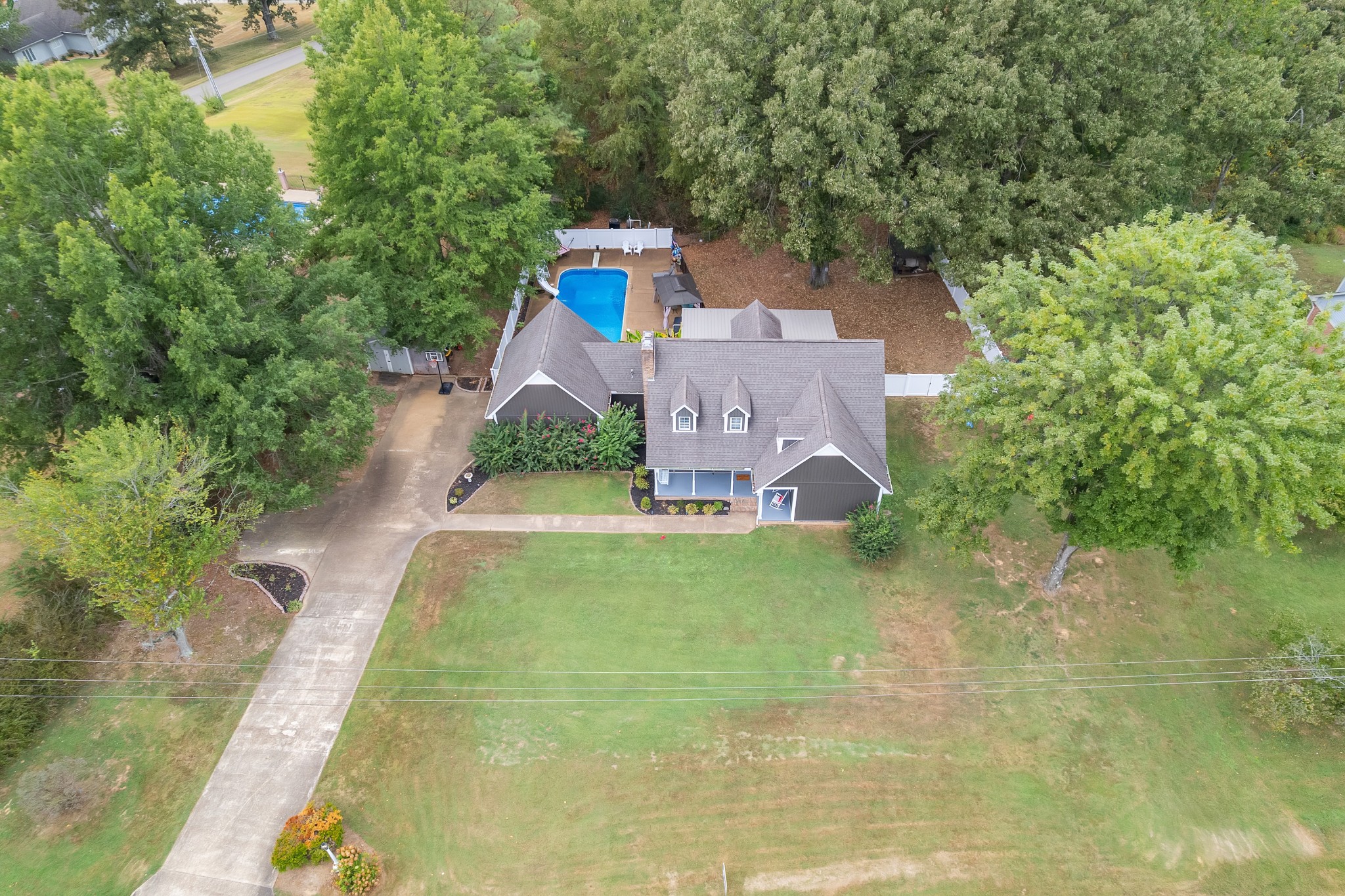 225 Meadowbrook Cir Property Photo 34