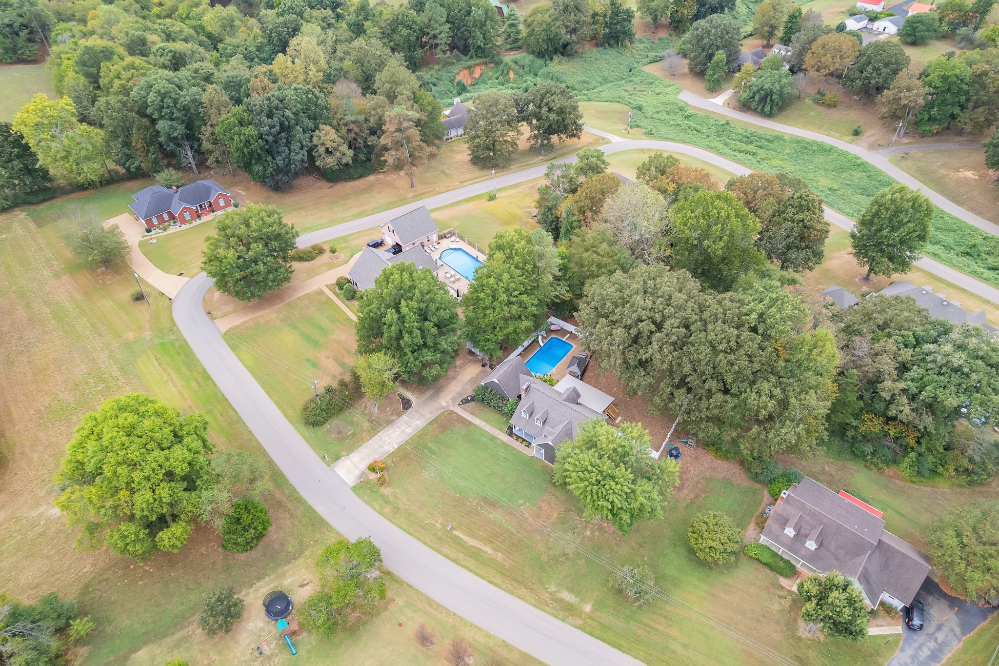 225 Meadowbrook Cir Property Photo 35