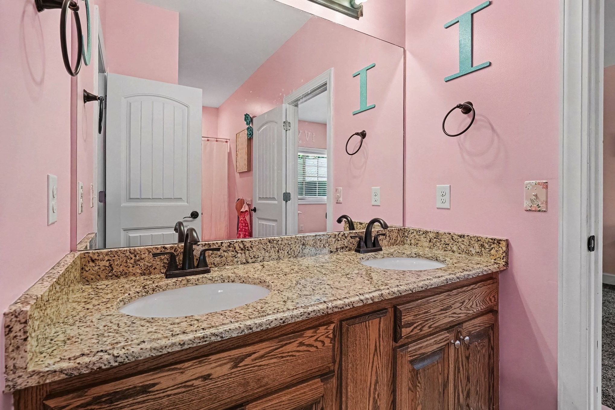 168 Camaro Dr Property Photo 30