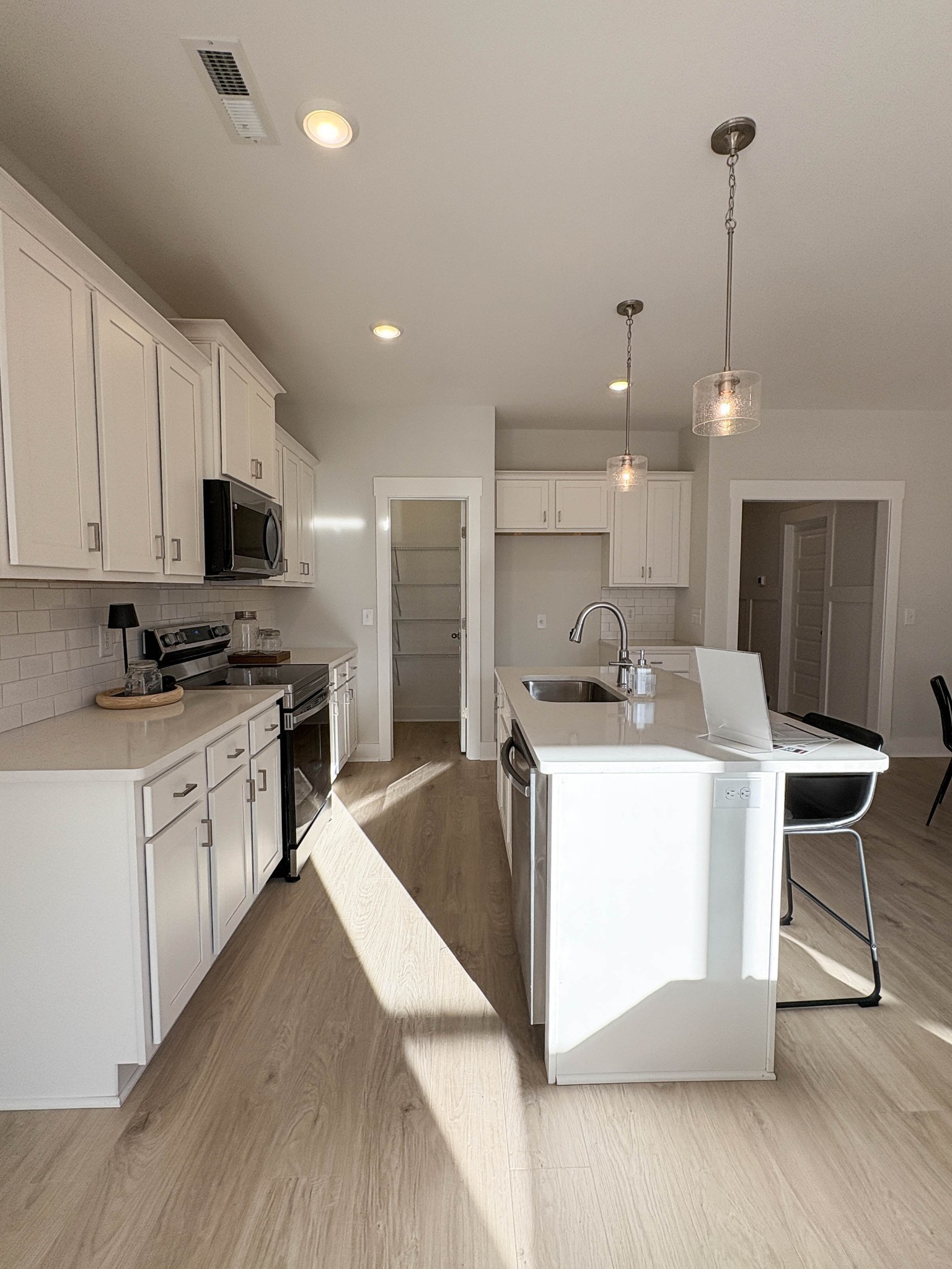 1308 Sabino Place Property Photo 9
