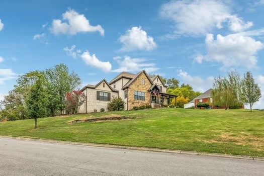 1100 Port William Ct Property Photo 6
