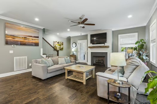 1100 Port William Ct Property Photo 16