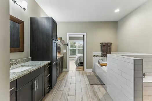 1100 Port William Ct Property Photo 45