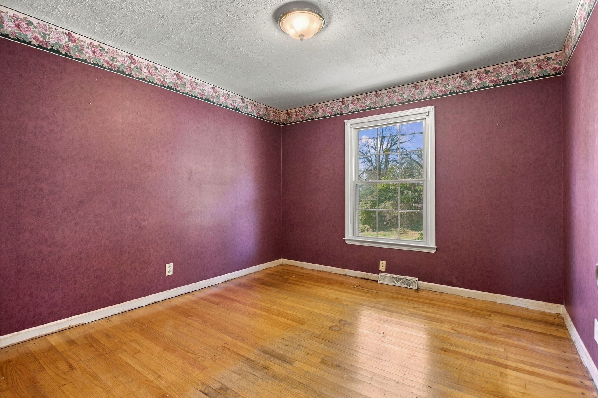 624 Crestland Dr Property Photo 14