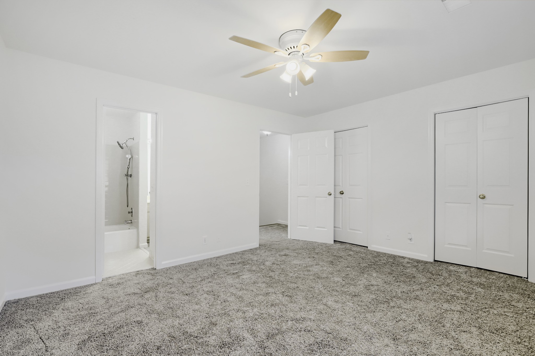 216 Brentwood Pt Property Photo 15