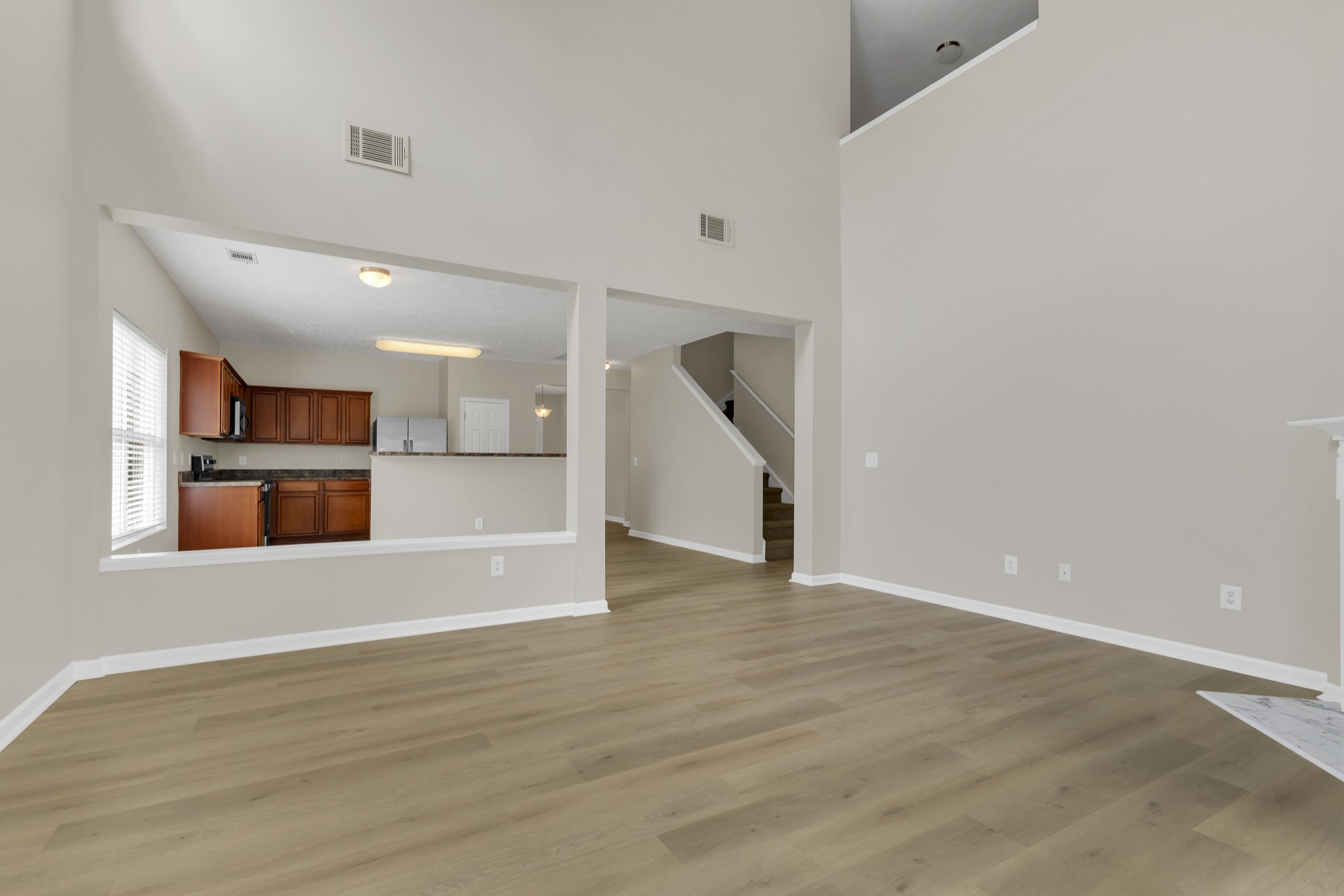 7336 Autumn Crossing Way Property Photo 11