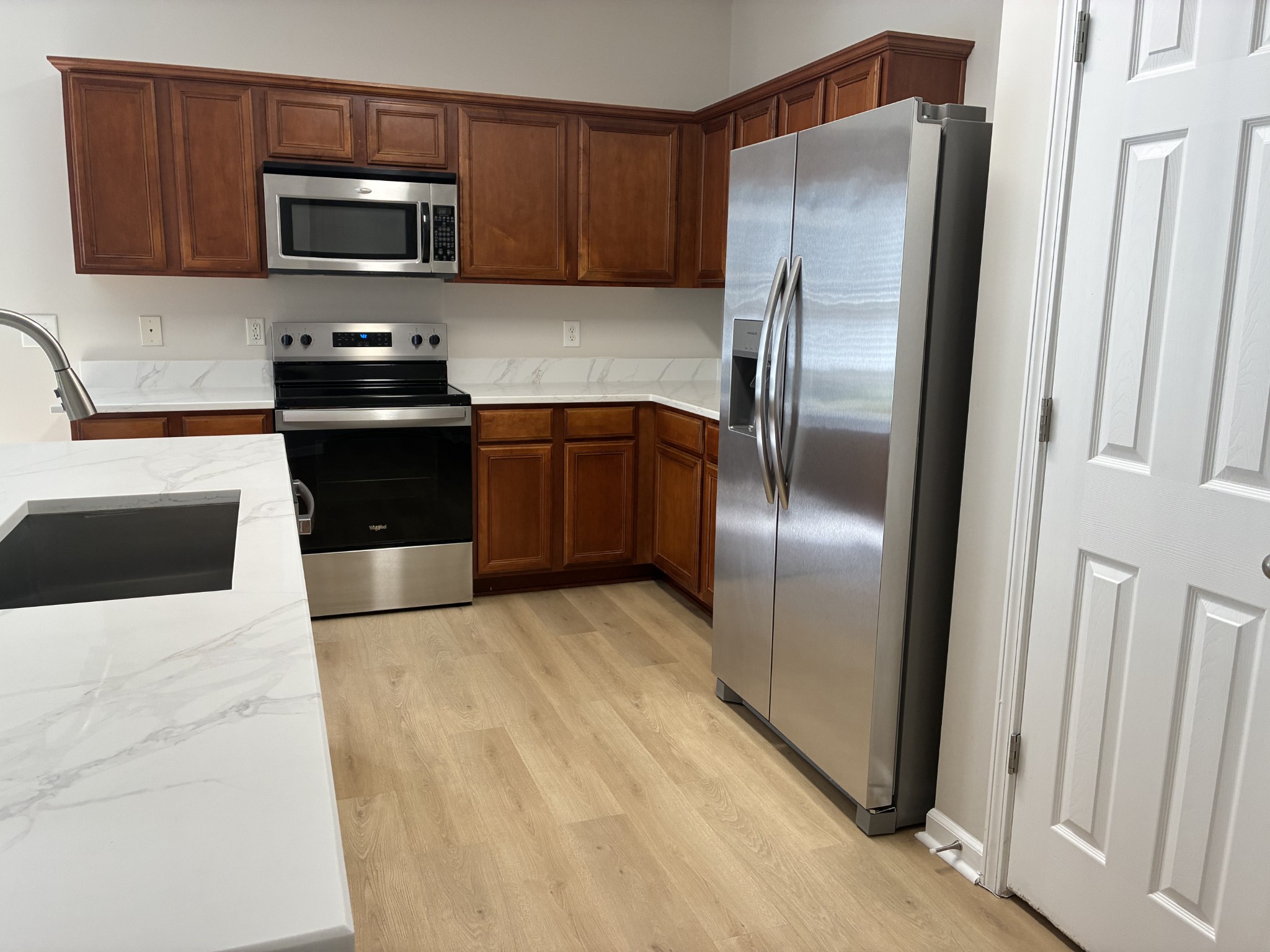 7336 Autumn Crossing Way Property Photo 15