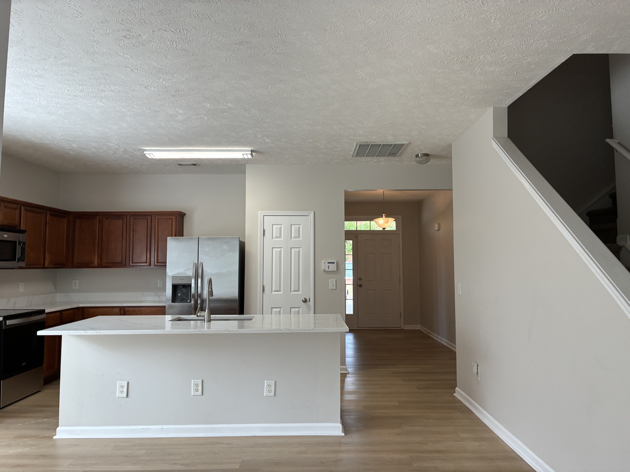 7336 Autumn Crossing Way Property Photo 17