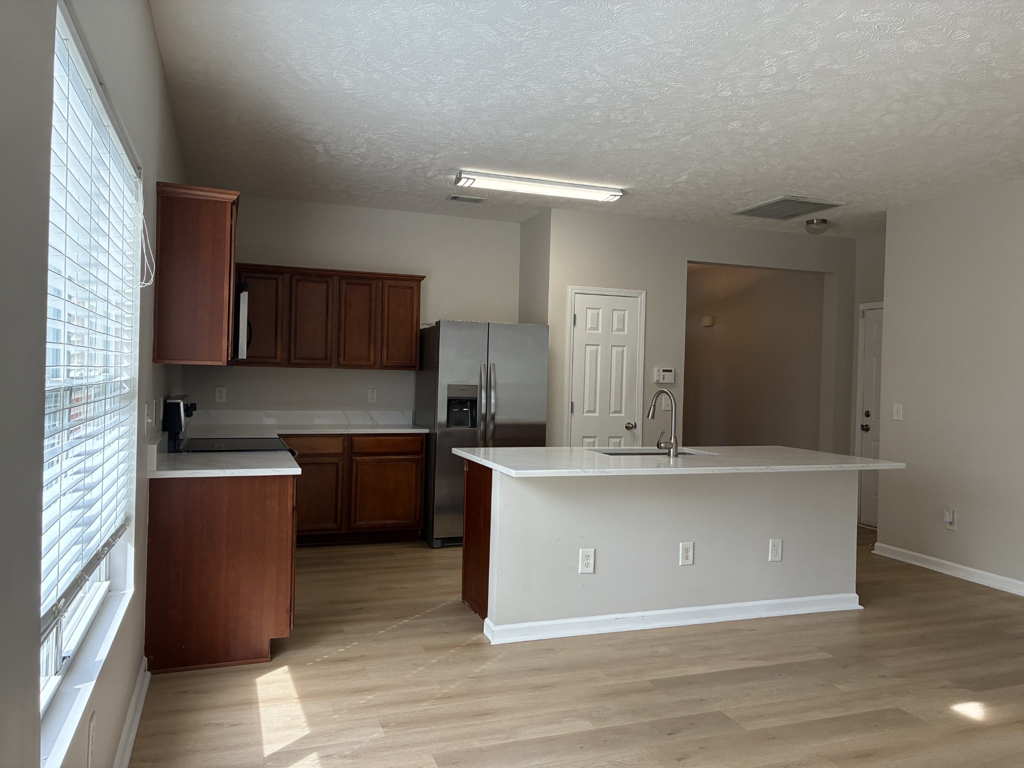 7336 Autumn Crossing Way Property Photo 18
