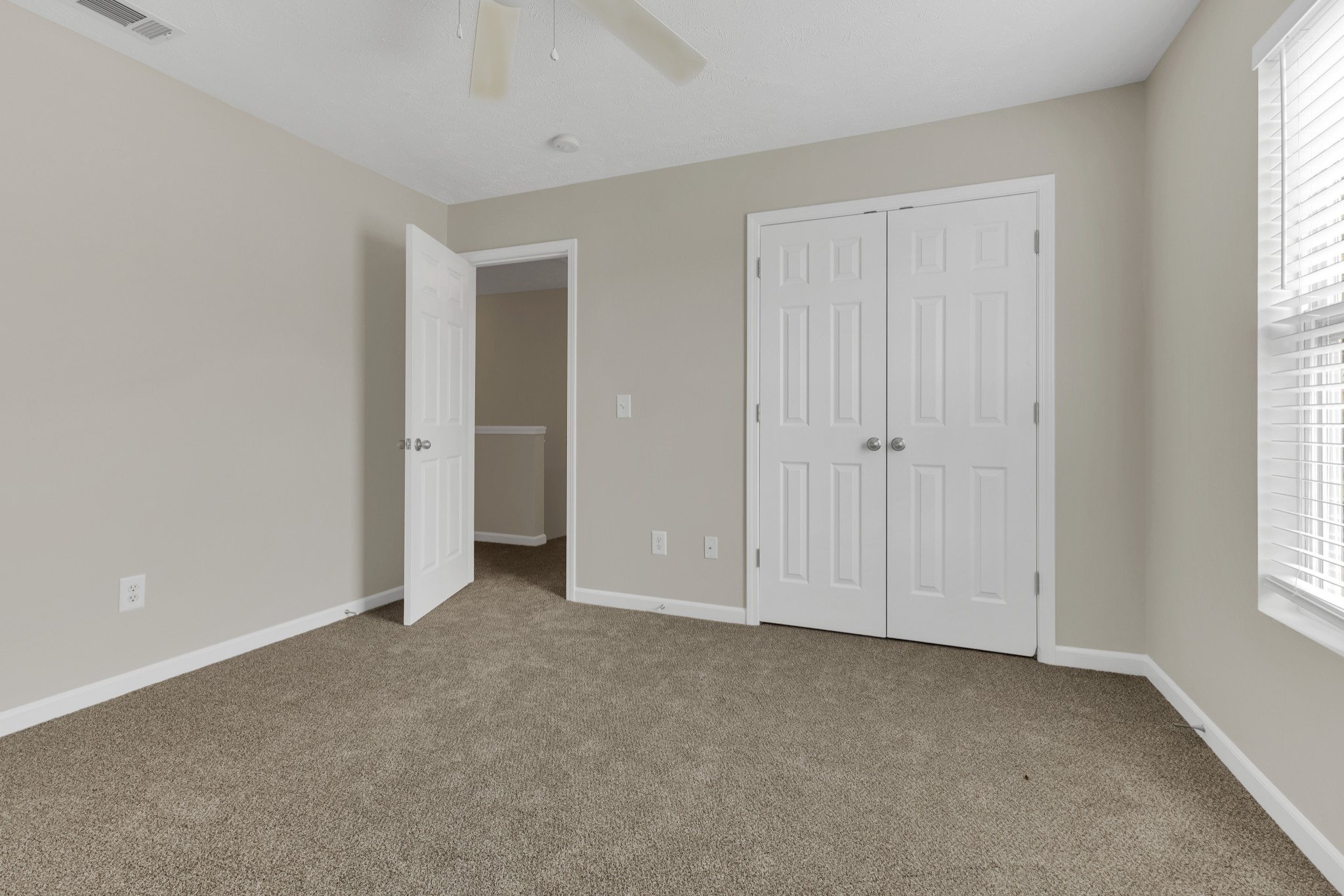 7336 Autumn Crossing Way Property Photo 31