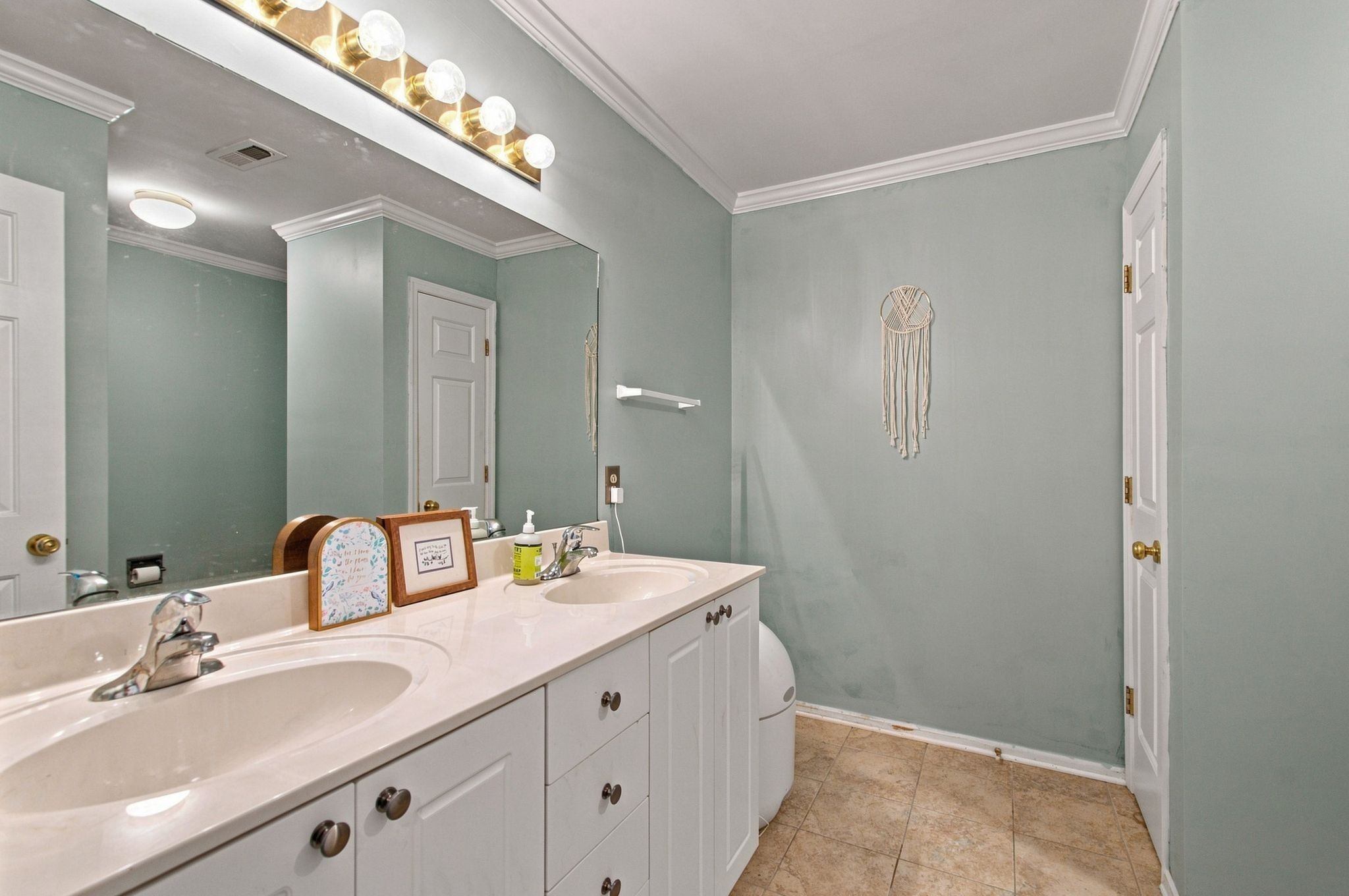 2121 Highway 12, S Property Photo 24