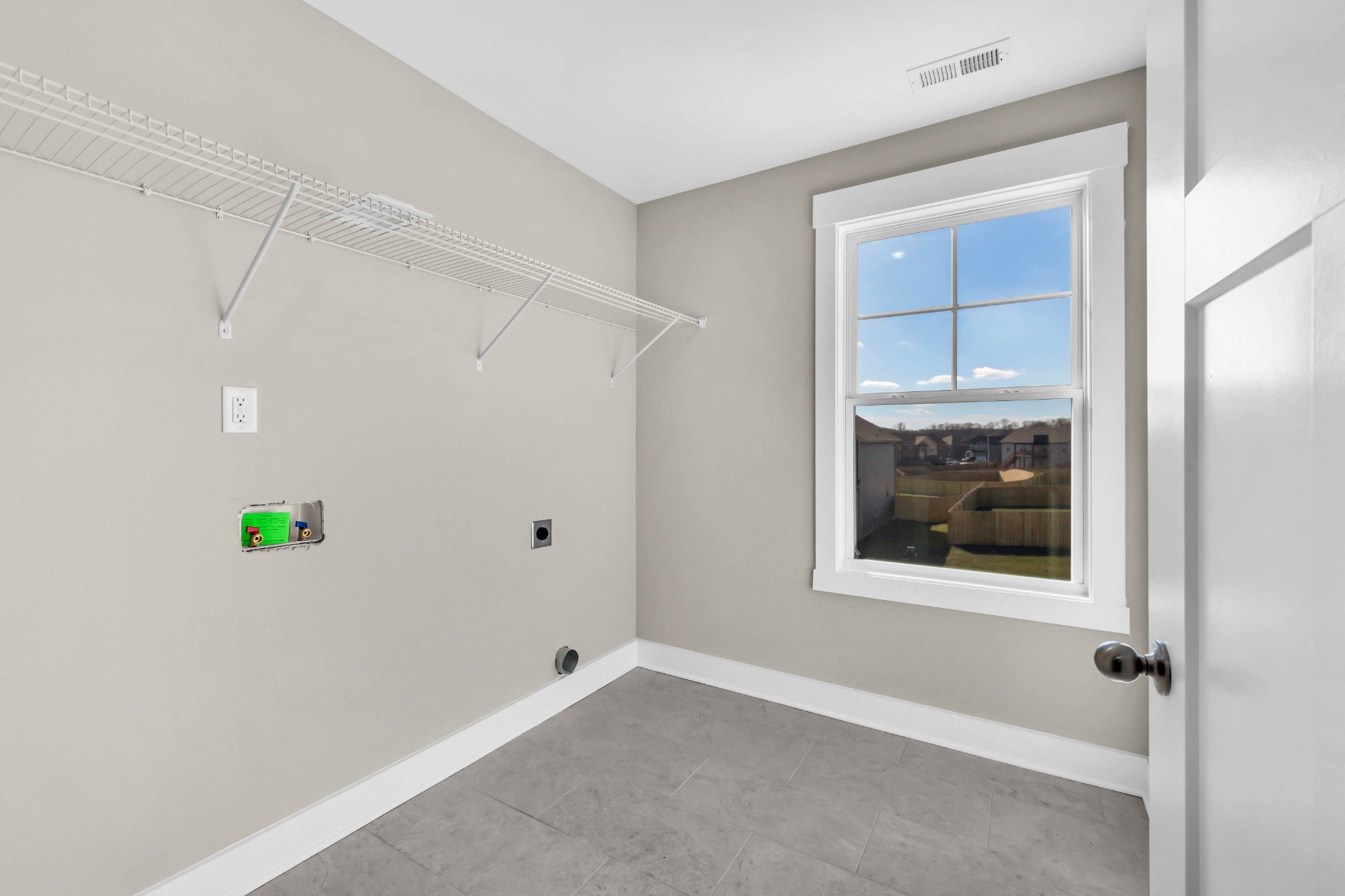 363 Hugh Hunter Property Photo 12