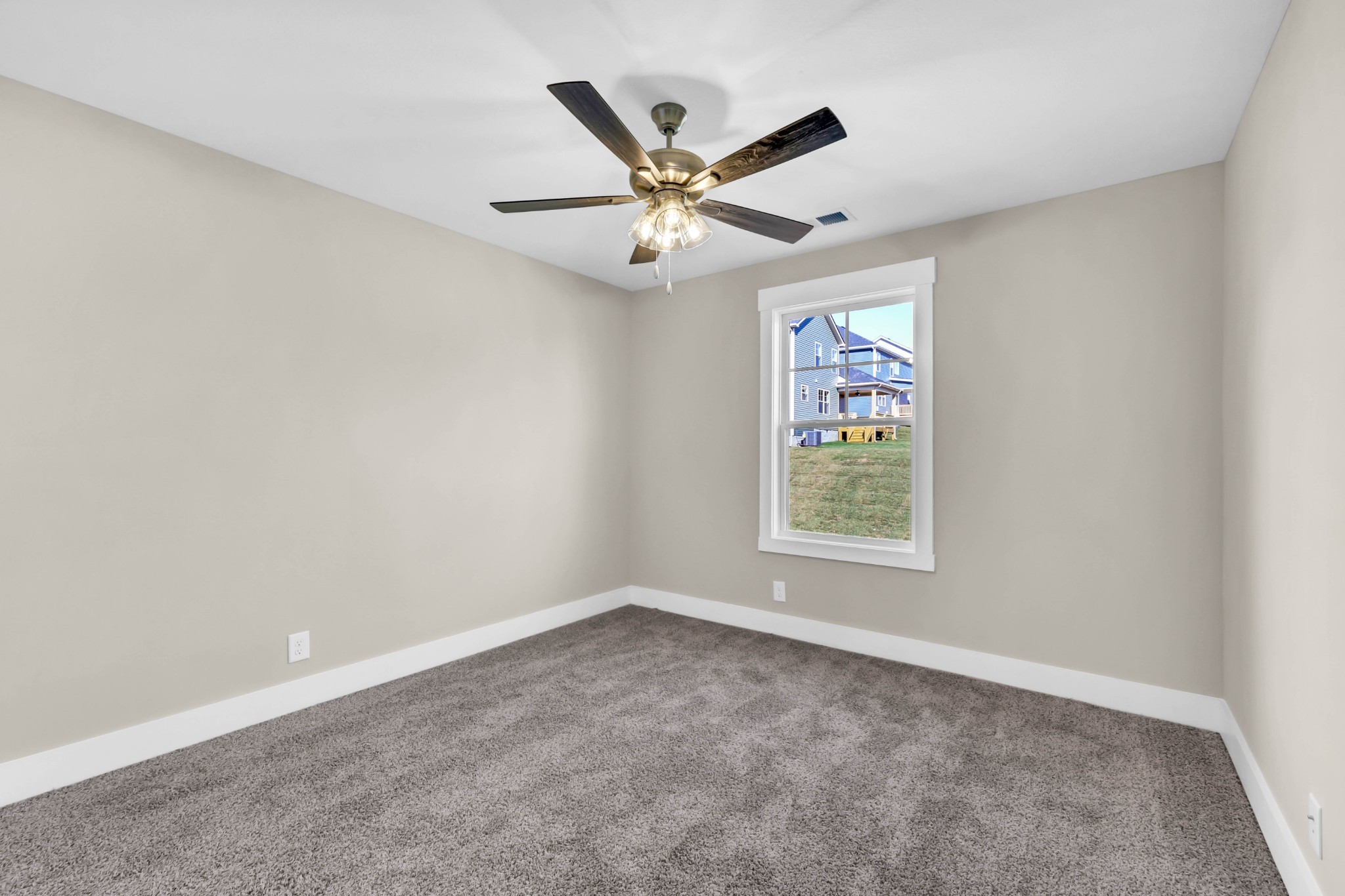 363 Hugh Hunter Property Photo 21