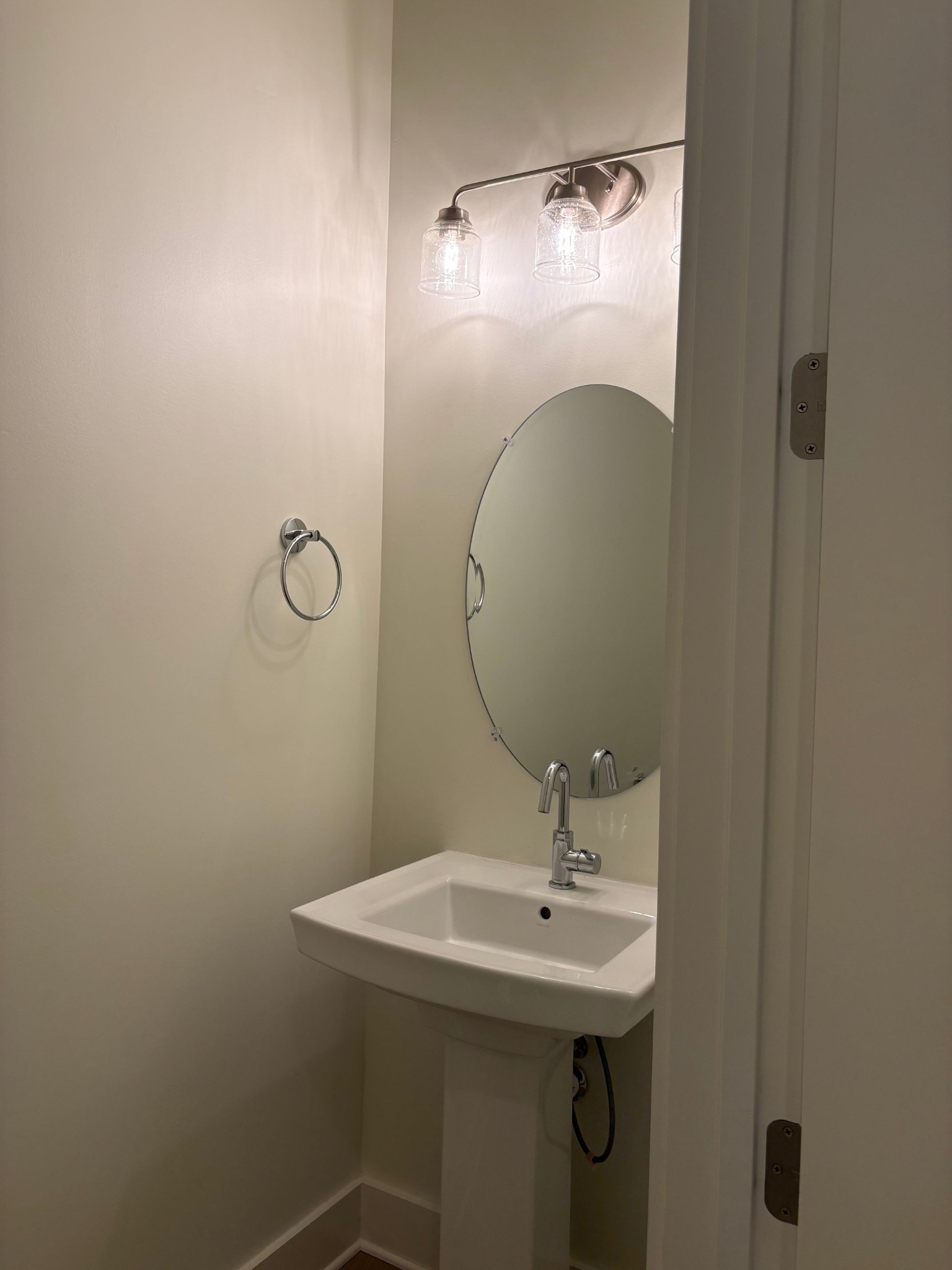 225 Ribbon Ln Property Photo 9