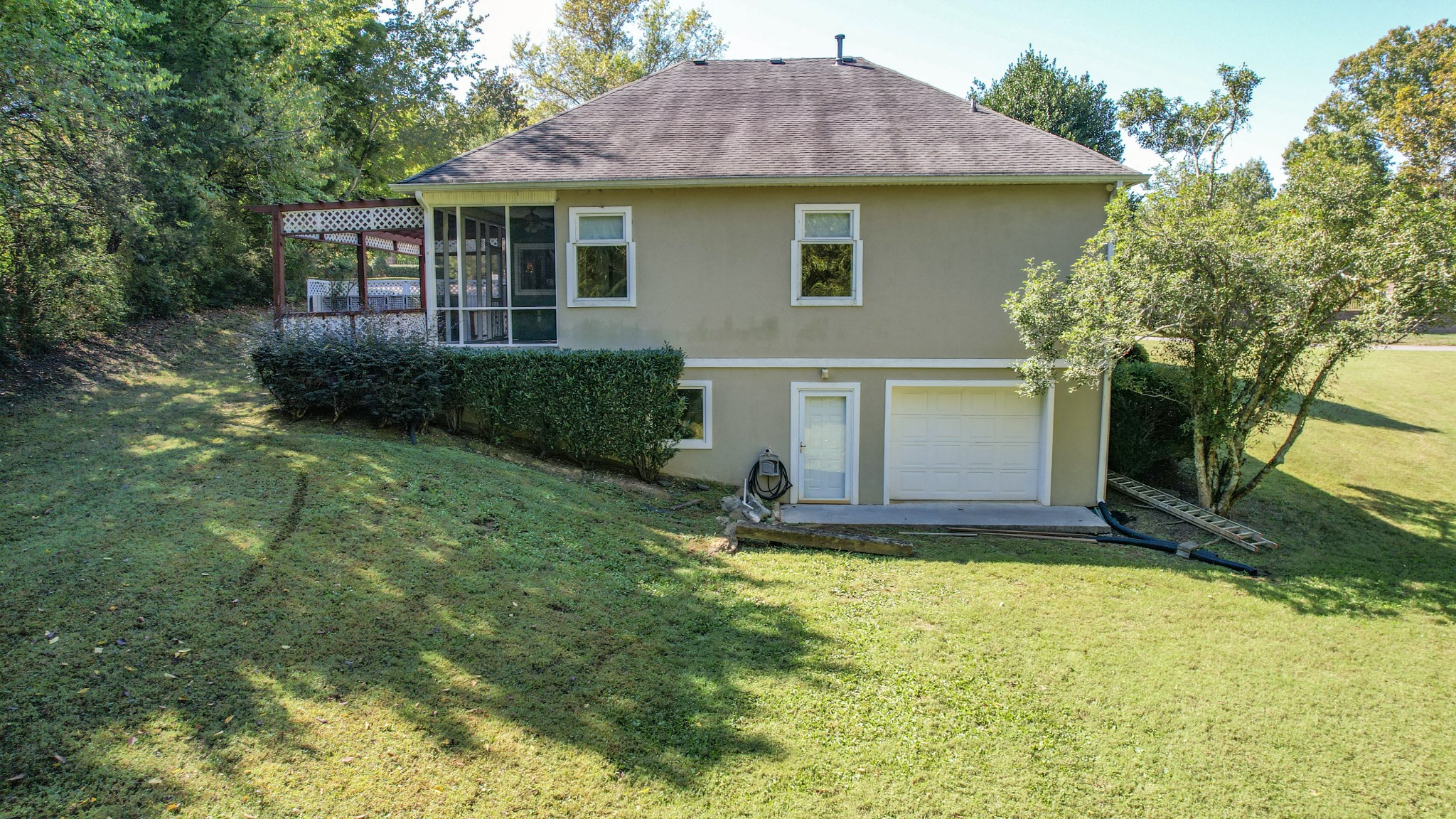 210 Anatole Ln, Nw Property Photo 5