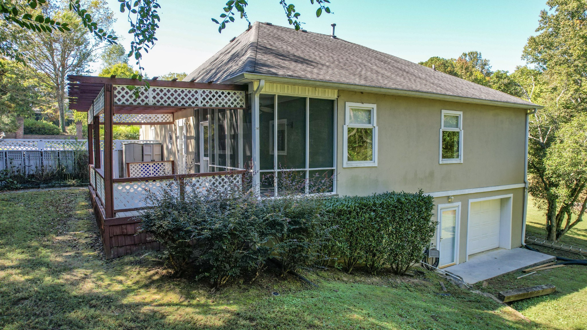 210 Anatole Ln, Nw Property Photo 6