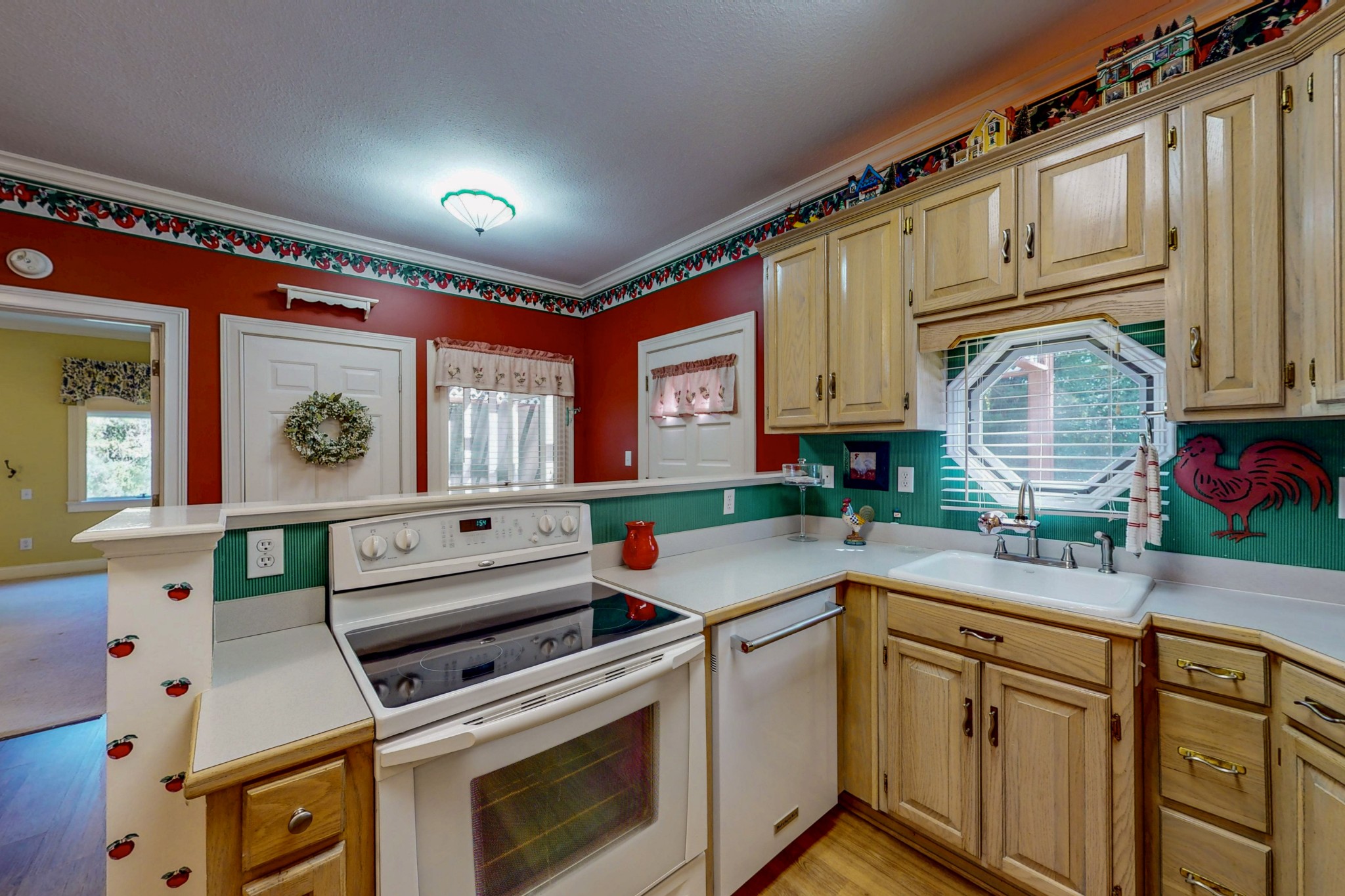 210 Anatole Ln, Nw Property Photo 24