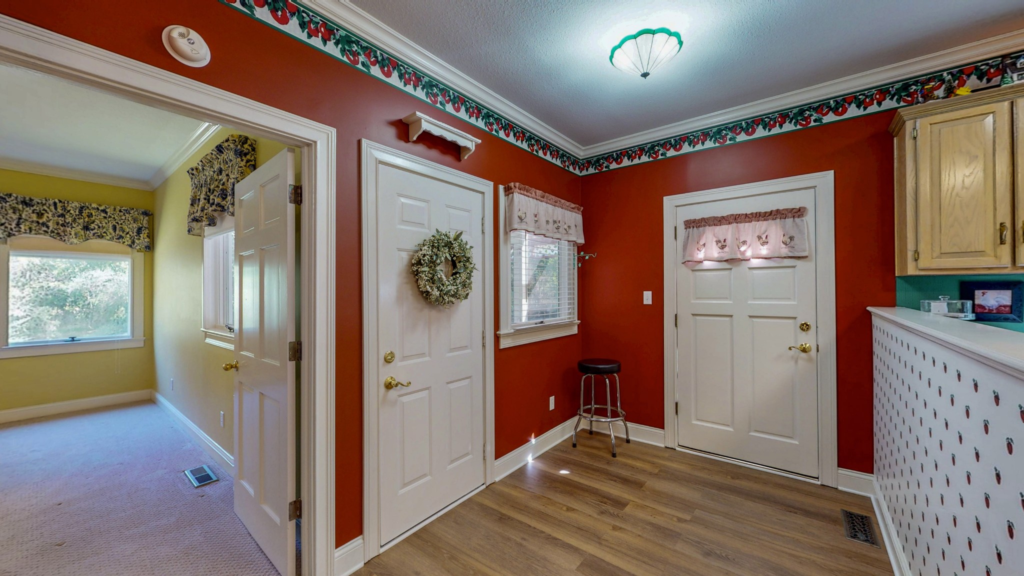 210 Anatole Ln, Nw Property Photo 26