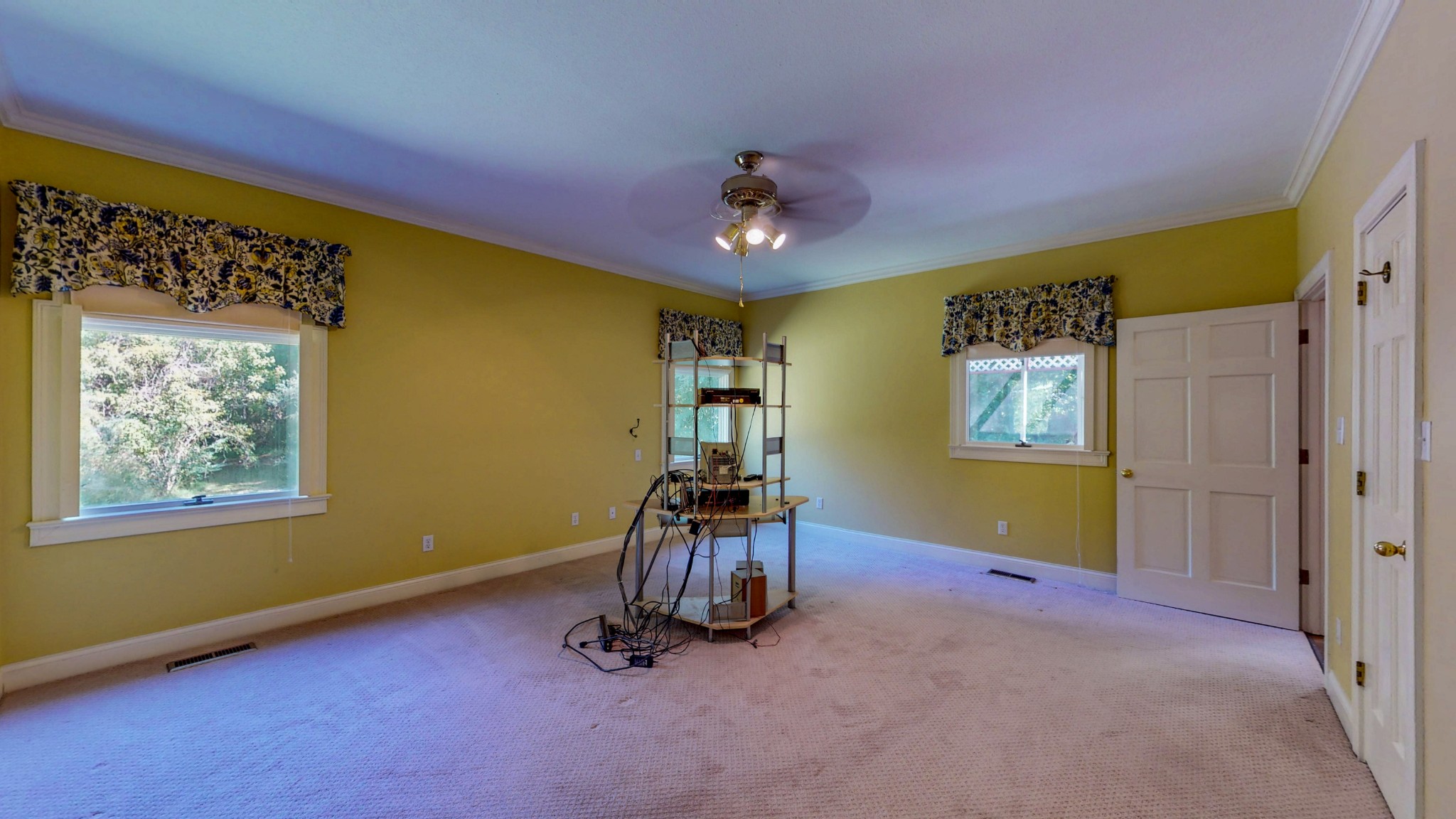210 Anatole Ln, Nw Property Photo 32