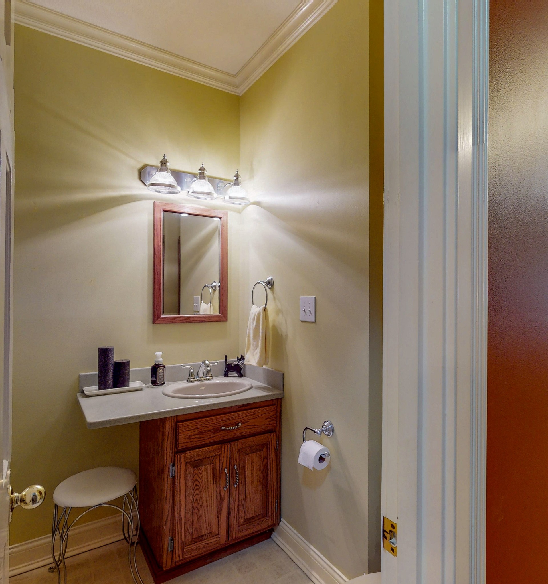 210 Anatole Ln, Nw Property Photo 39