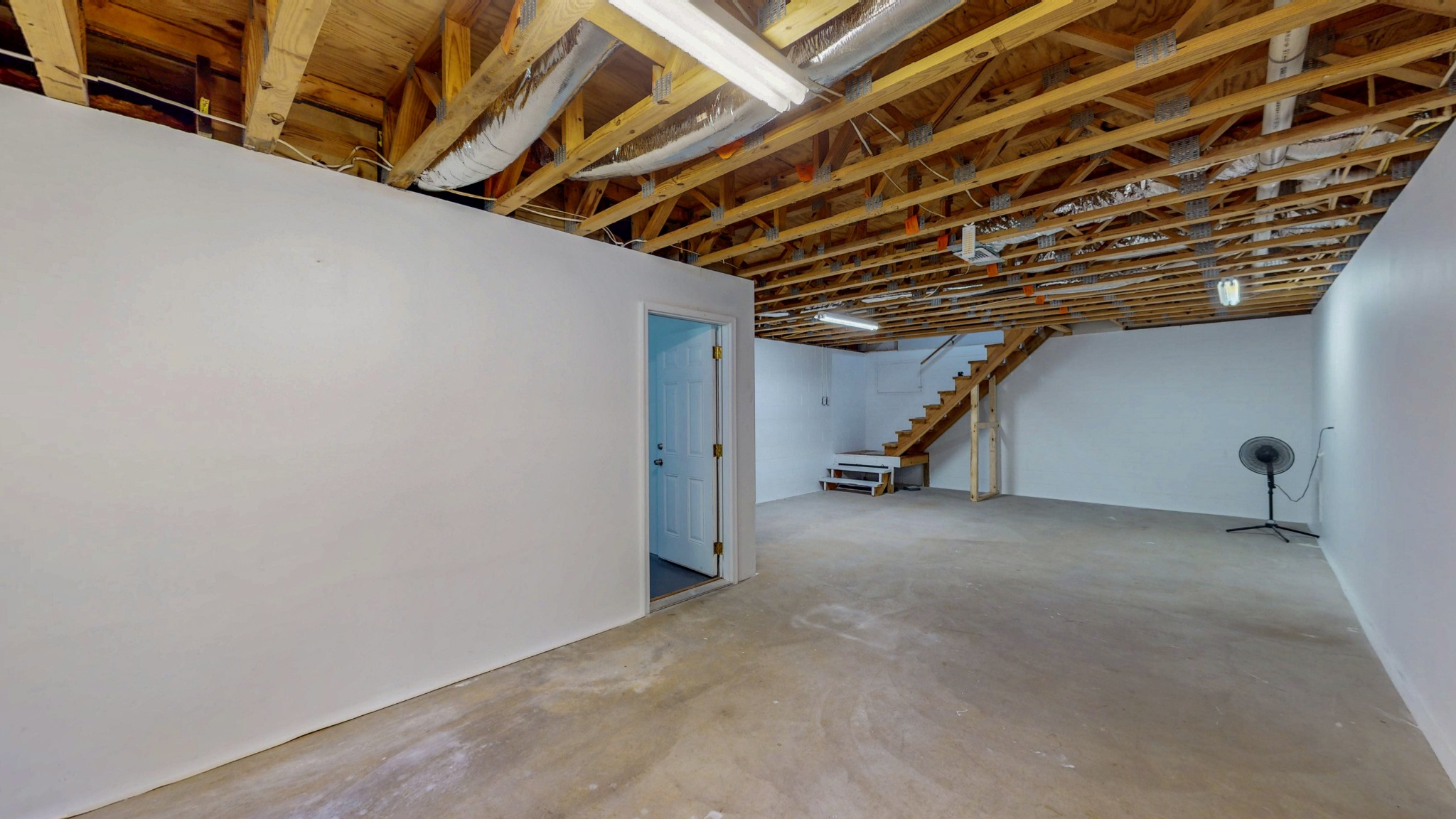 210 Anatole Ln, Nw Property Photo 46