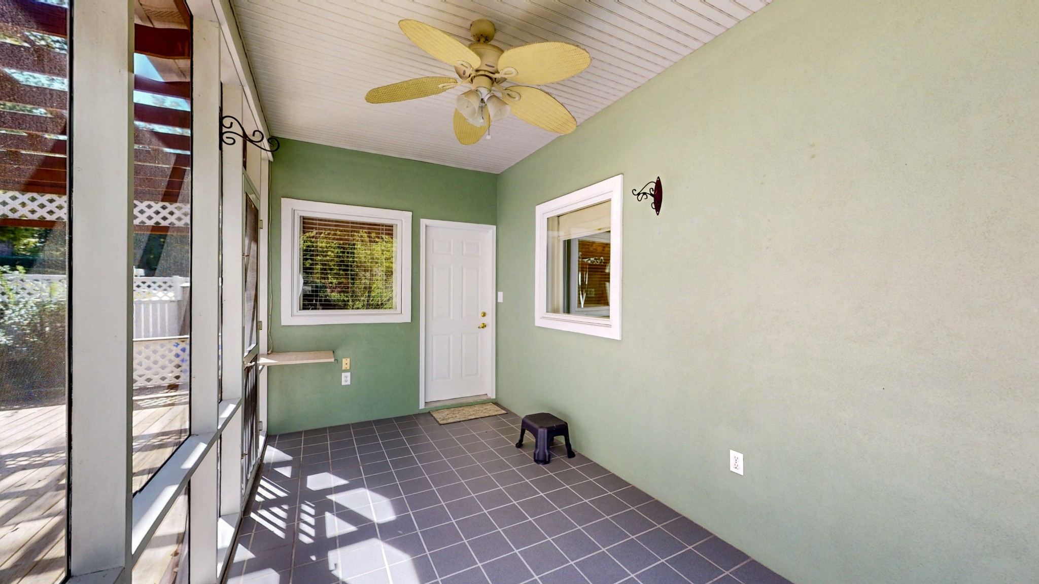 210 Anatole Ln, Nw Property Photo 51