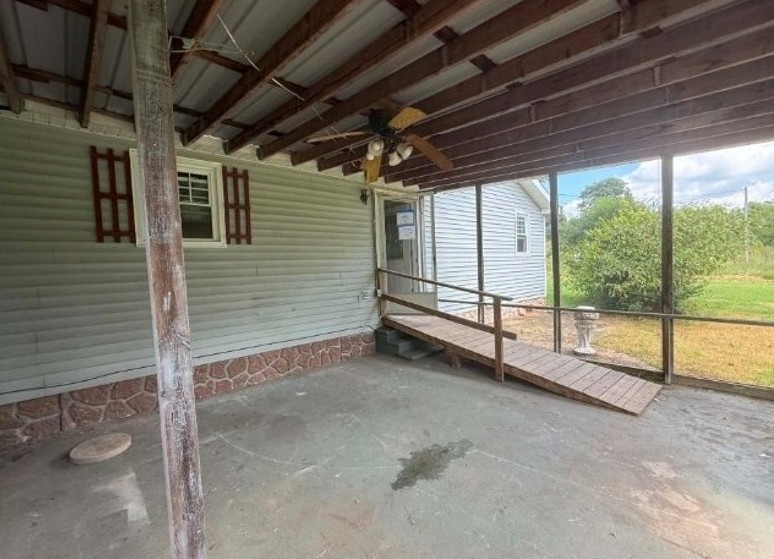 565 Brattontown Cir Property Photo 33