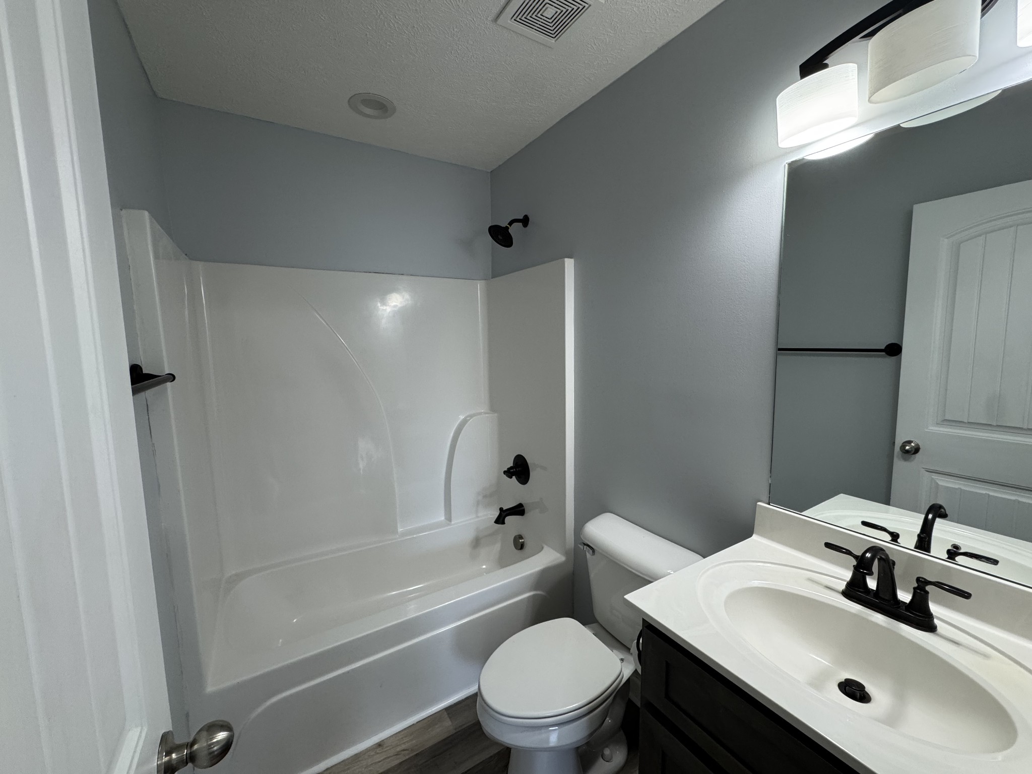 302 College St Property Photo 11