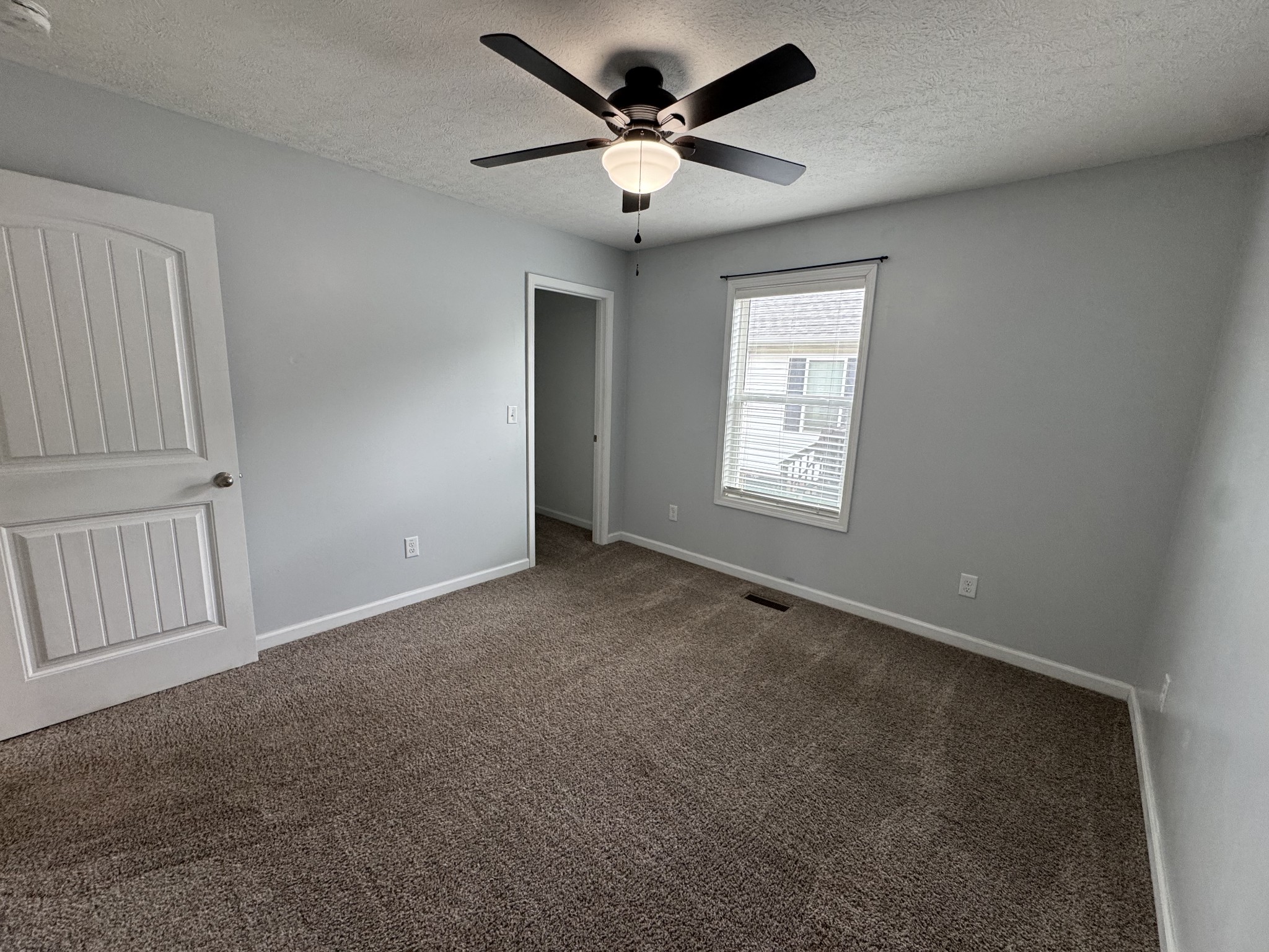 302 College St Property Photo 13