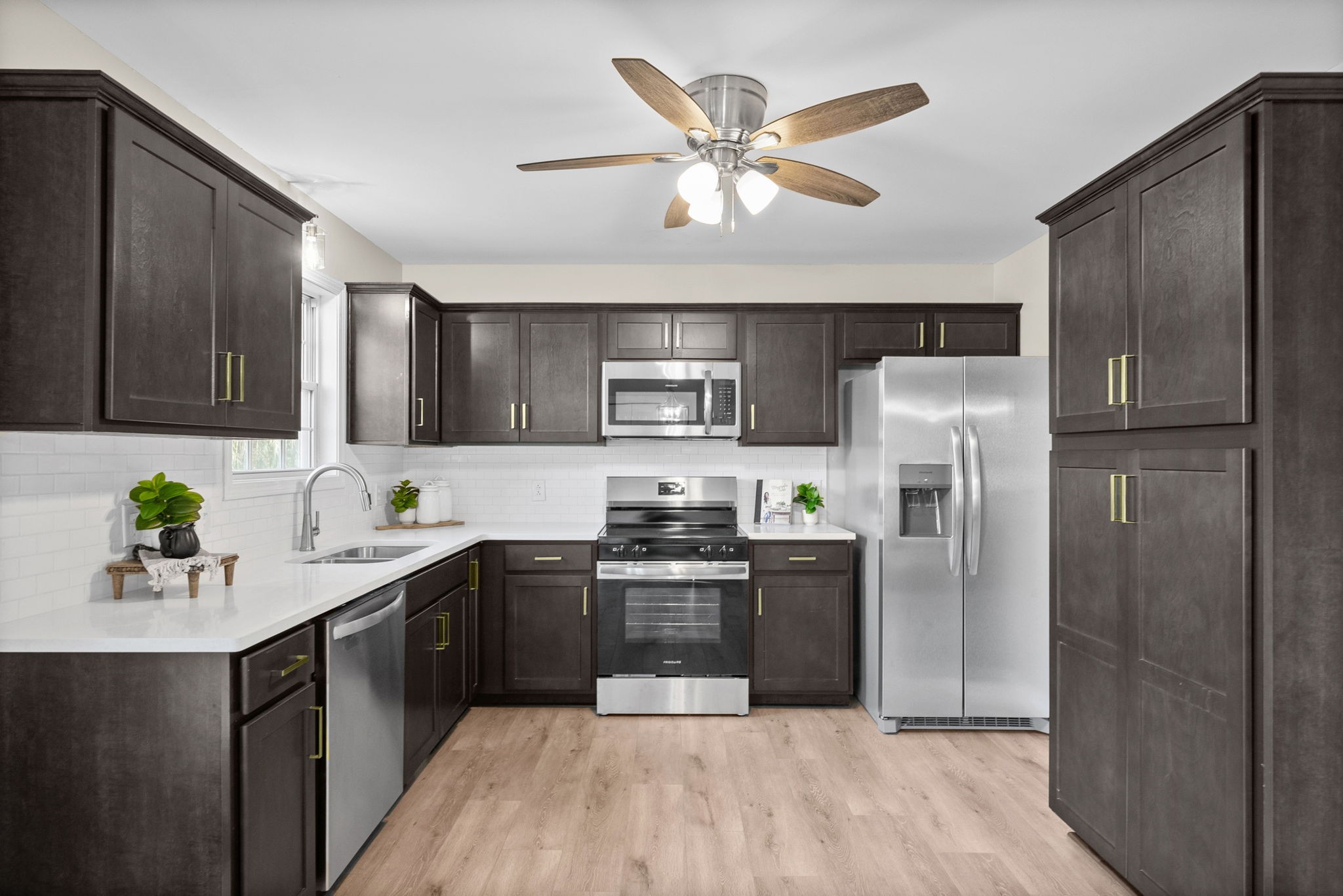 1823 Needmore Road Property Photo 3