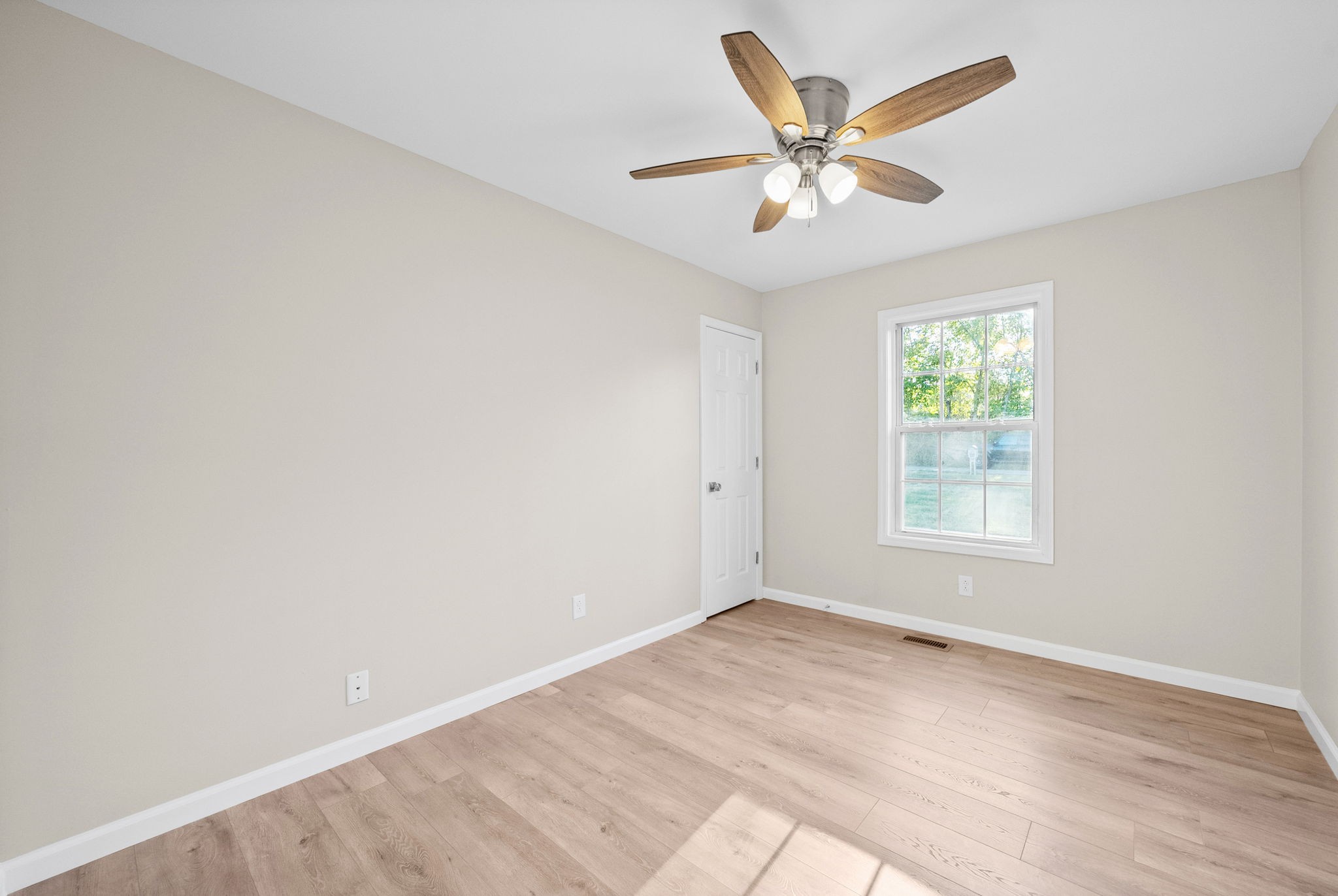 1823 Needmore Road Property Photo 19