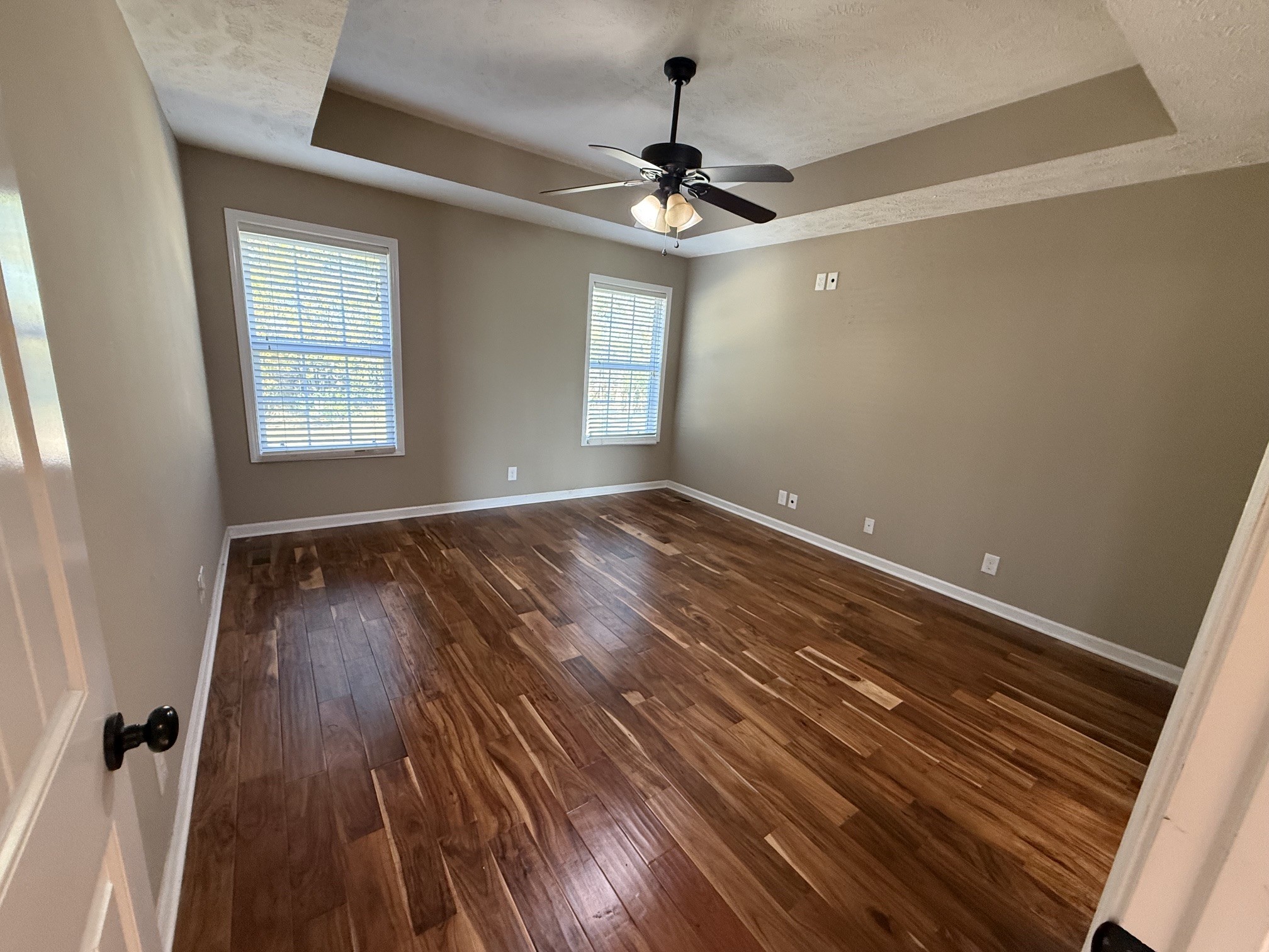 5863 Villa Way Property Photo 14