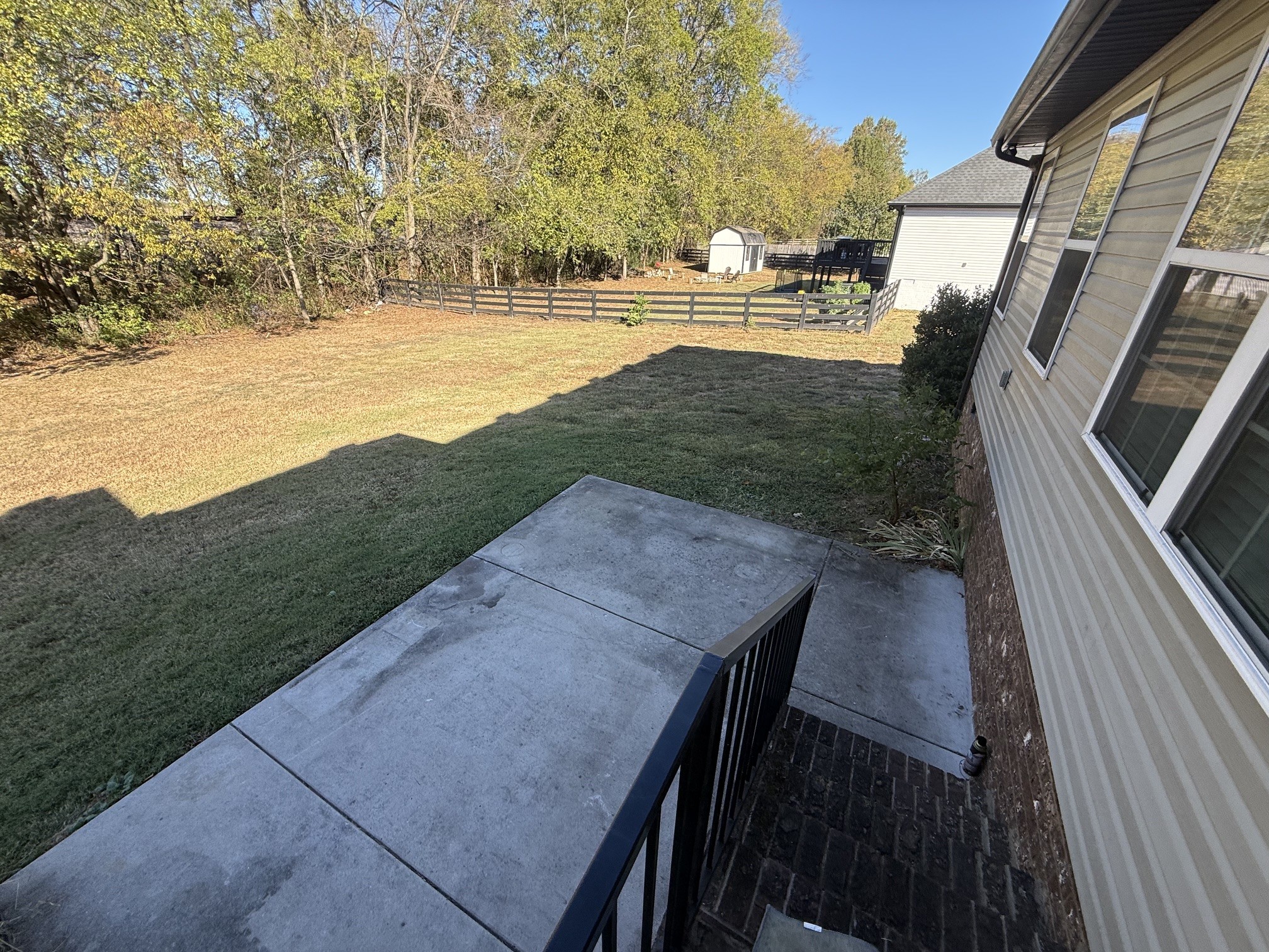 5863 Villa Way Property Photo 24